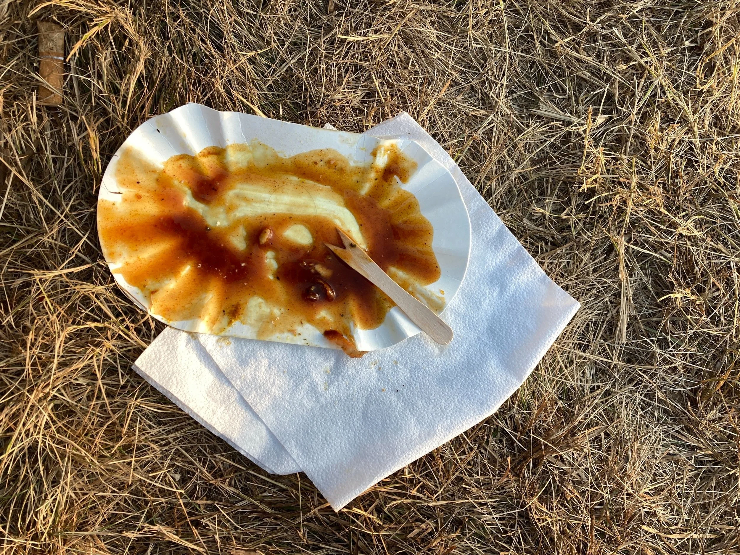 Pommes im Freibad — Essen, Erinnern, Schreiben