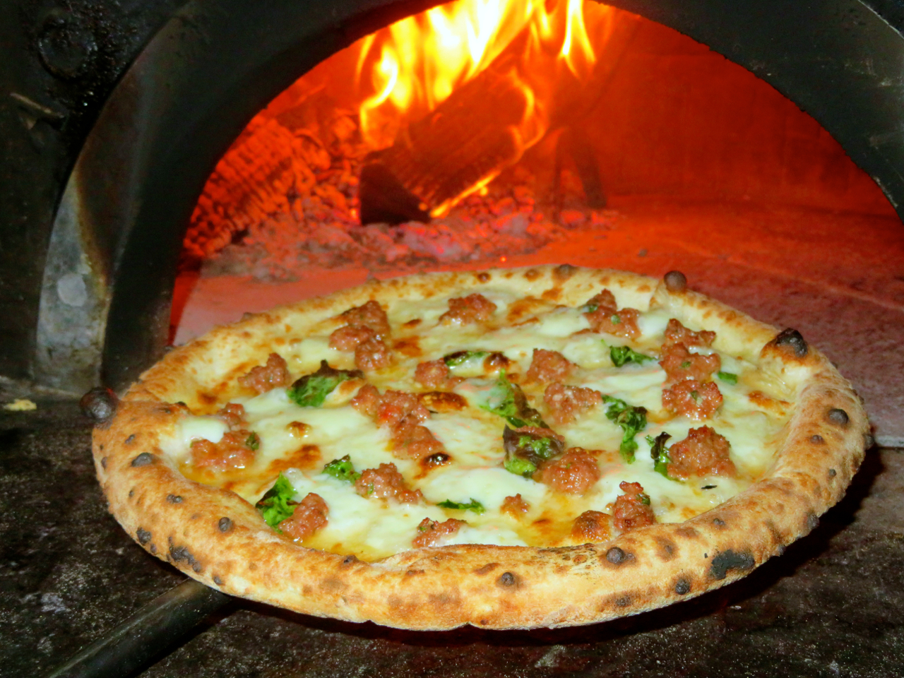 Soft & Chewy Crust, Melty Cheese