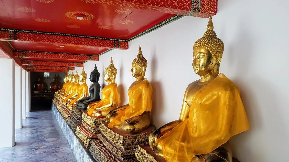 Wat Pho Bangkok, Thailand 2.jpg