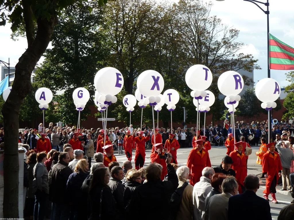 lettrage ballon extravagante....JPG