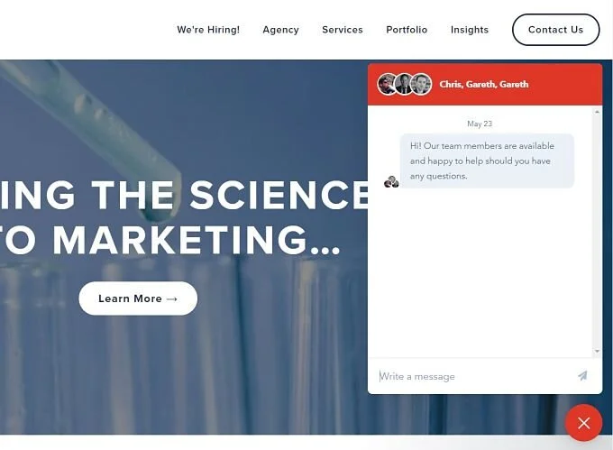 Hubspot-live-chat-feature_opt.jpg