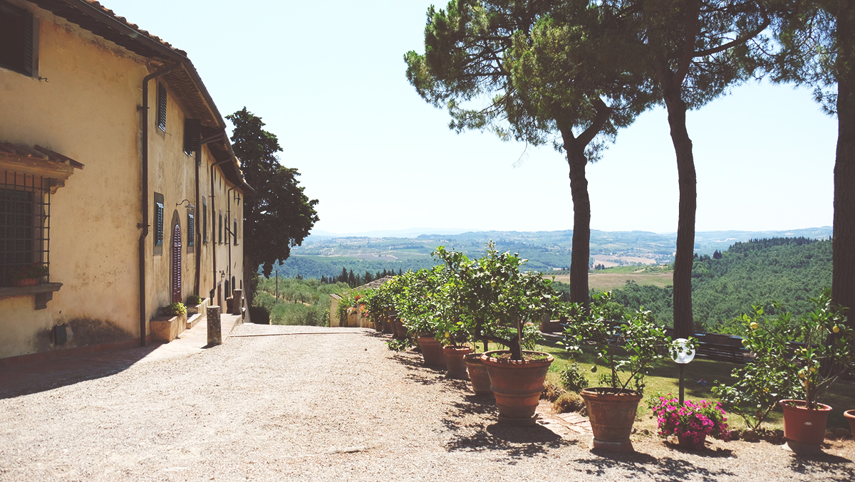 L'aia della Fattoria Poggio Capponi.