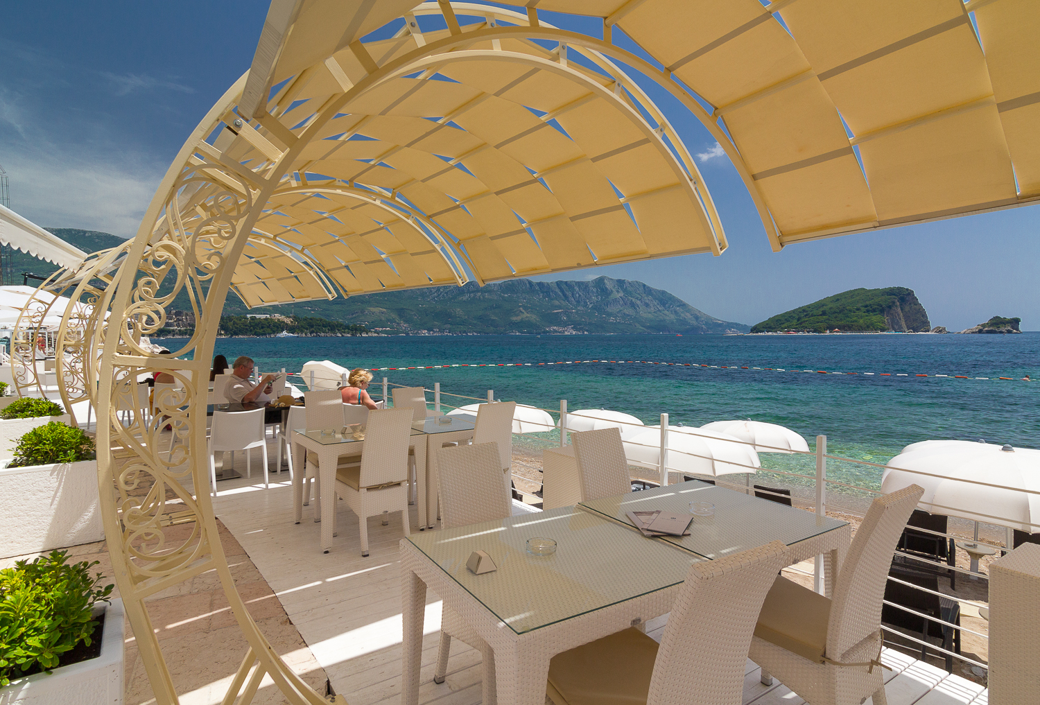 Dukley-Beach-Club-Budva-03.jpg