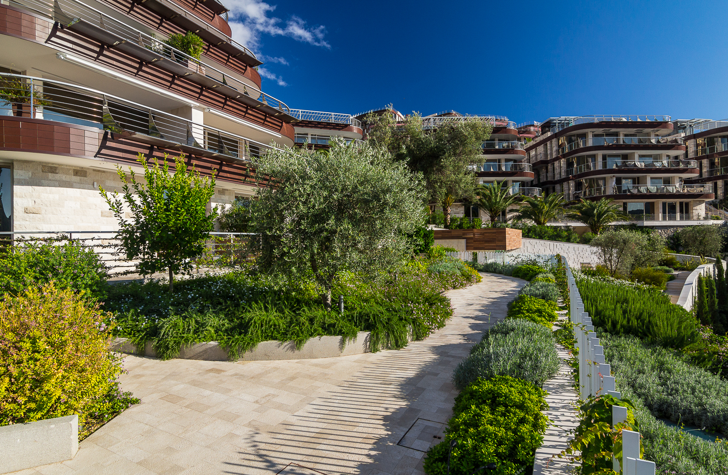 Dukley-Gardens-Budva-Landscaping-02.jpg