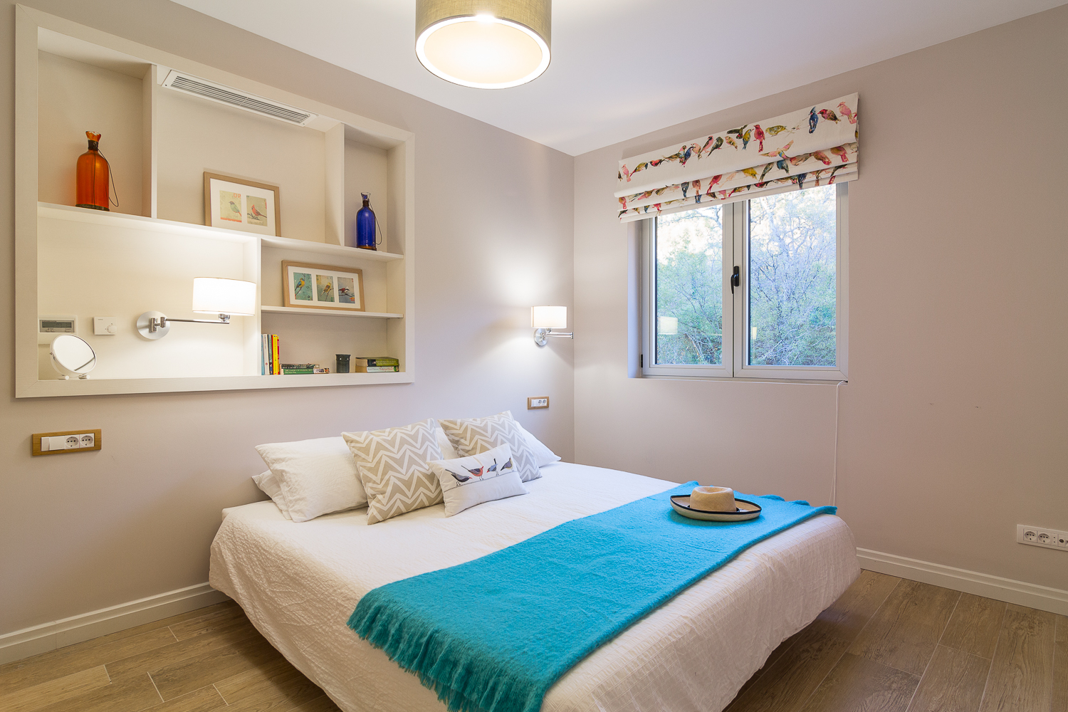 Tivat-Heights-Bay-of-Kotor-Interiors-Bedroom-01.jpg