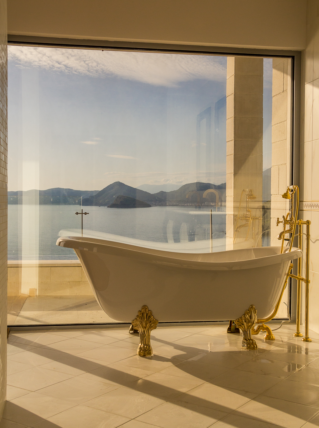 Luxury-Villa-with-Pool-Montenegro-Seaview-Bathroom.jpg