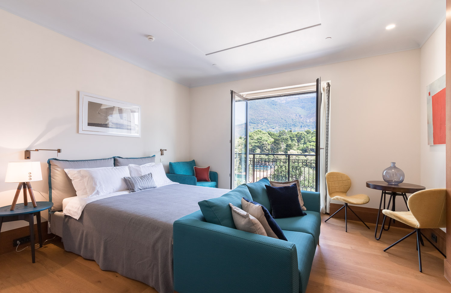 Regent-Hotel-Porto-Montenegro-Tivat-Design-Interiors-Turquoise-Bedroom-02.jpg