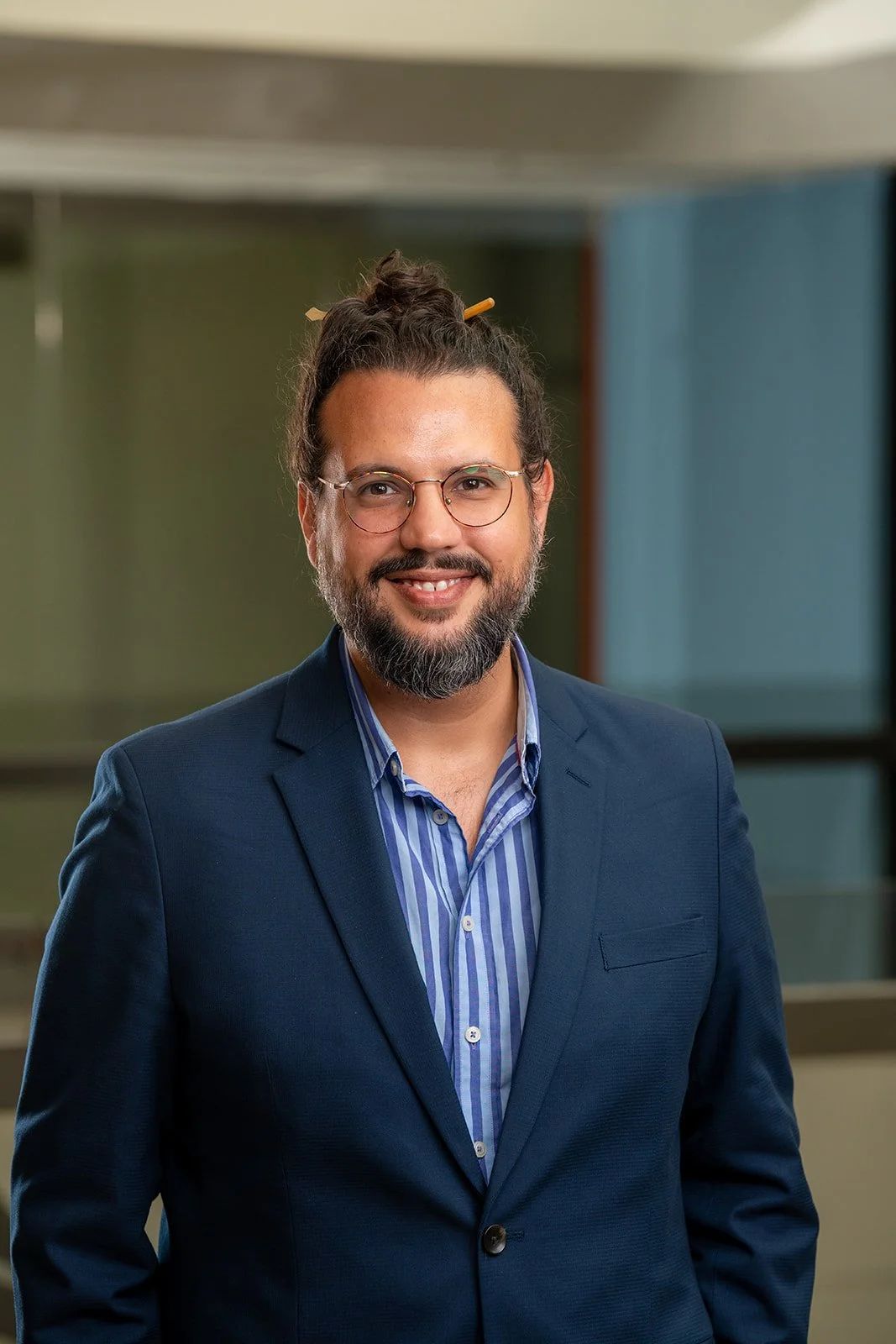 Erick Gonzalez_Headshot-7-2.jpg
