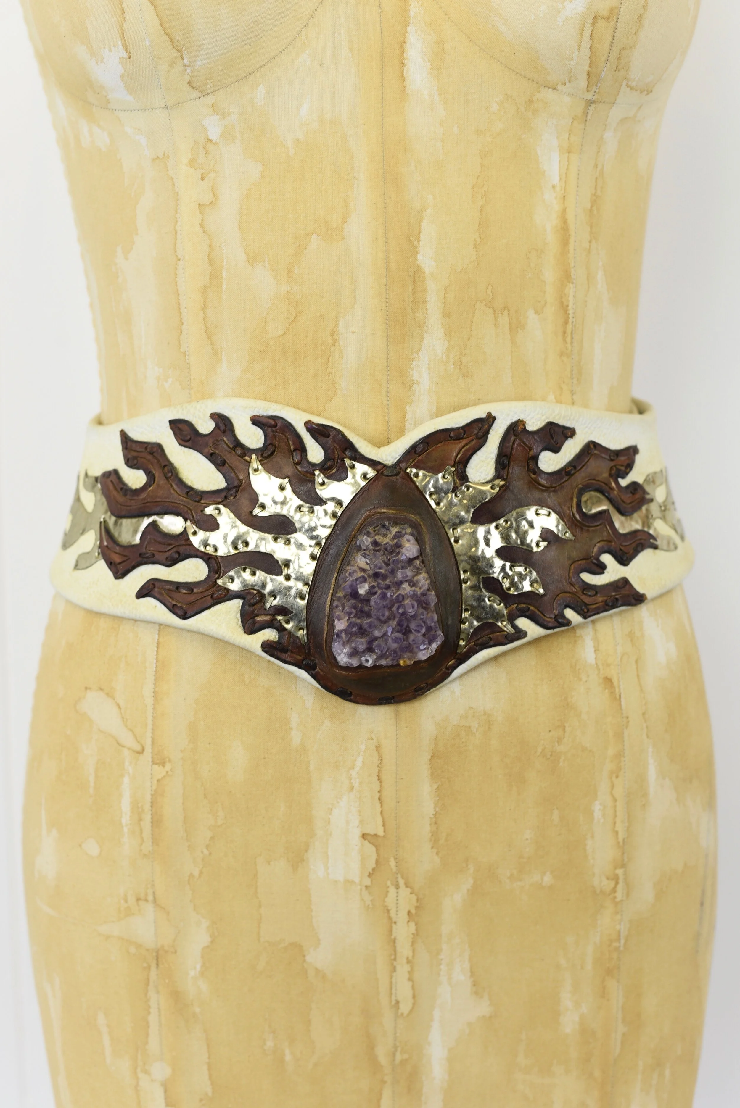 1970s White Leather & Stone Statement Belt — Canned Ham Vintage display picture 2