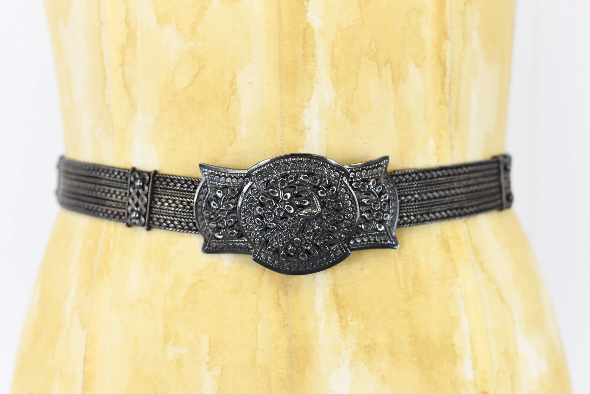 POL. ? Embellished Belt with Ornate Buckle Amazon.com: YOPADO Bling Rhinestone Studded Belt for Men  main image 2