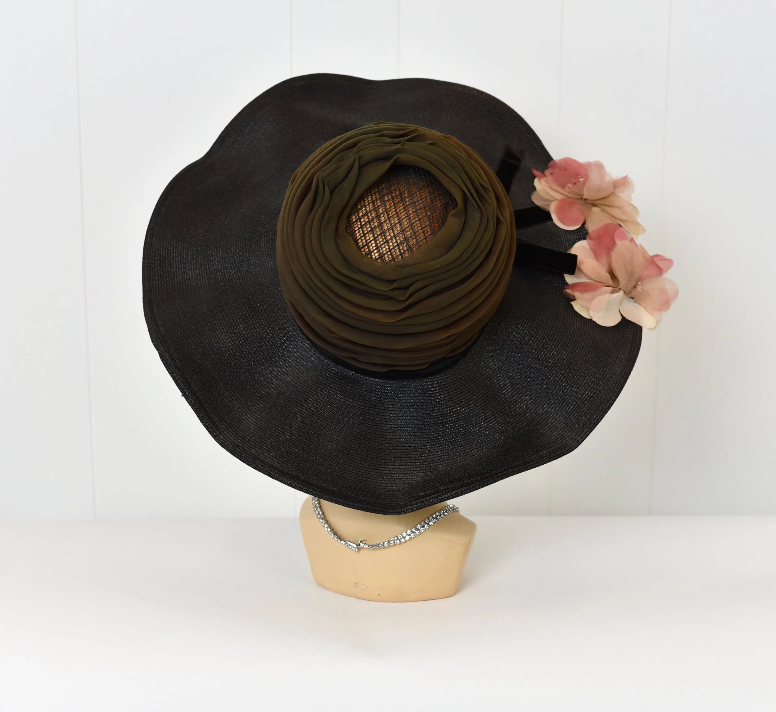 Styled by Coralie Vintage Retro Pink Turban Style Hat Audrey Bow Turban – Vintage Doll Cosmetics main image 2