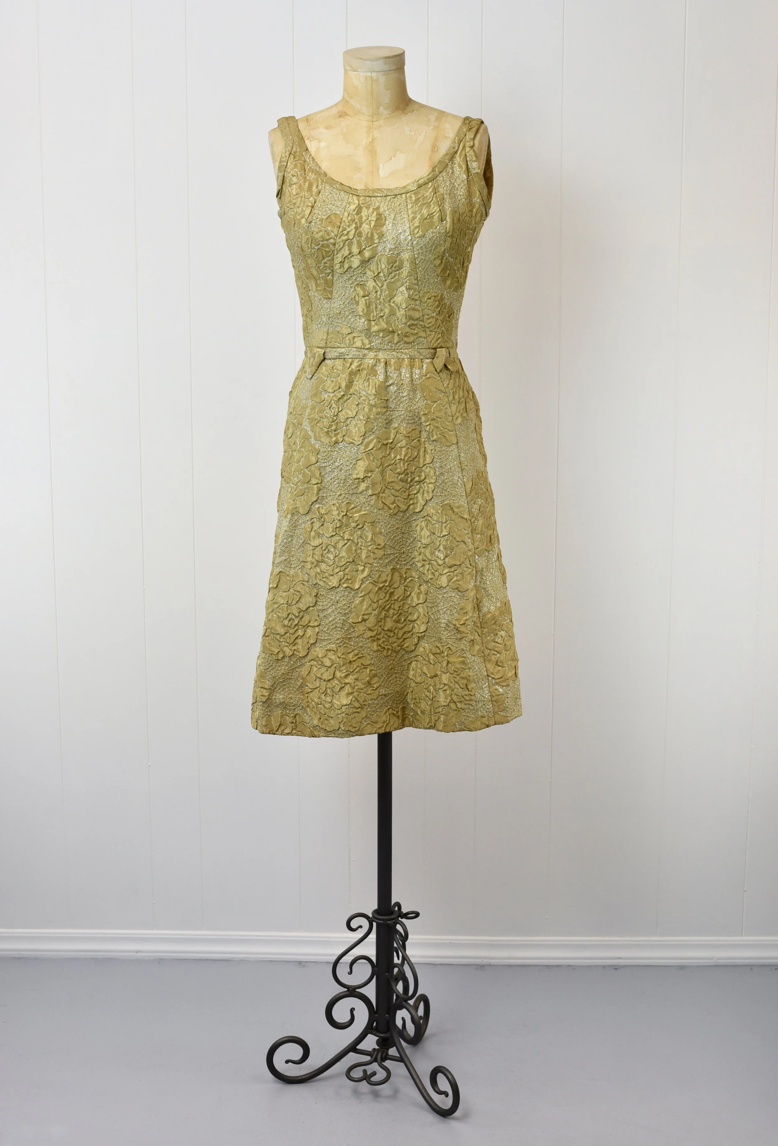 1960s Gold & Silver Spiderweb Vogue Dress  Canned Ham Vintage