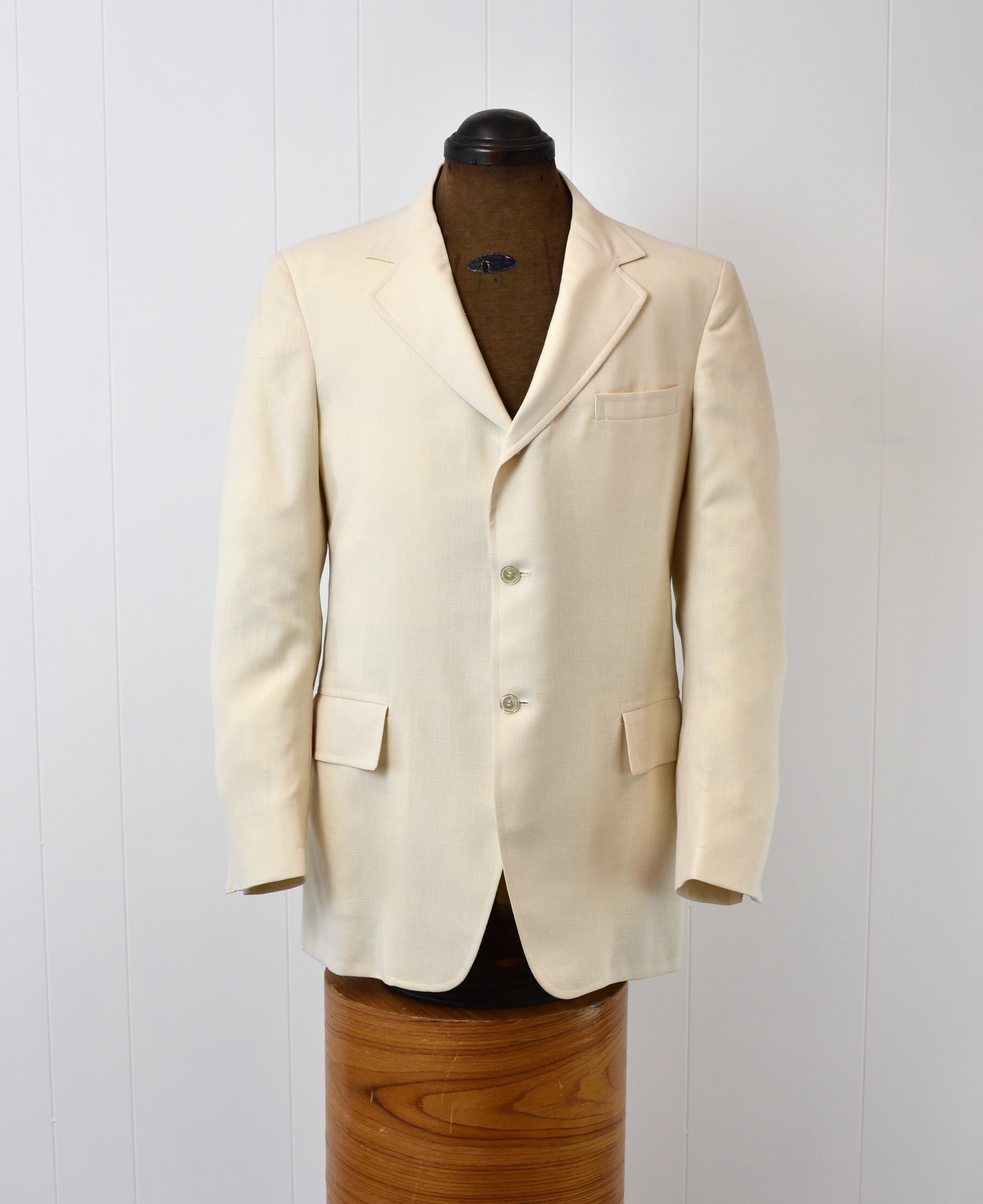 1980s Brooks Brothers Ivory Summer Jacket — Canned Ham Vintage