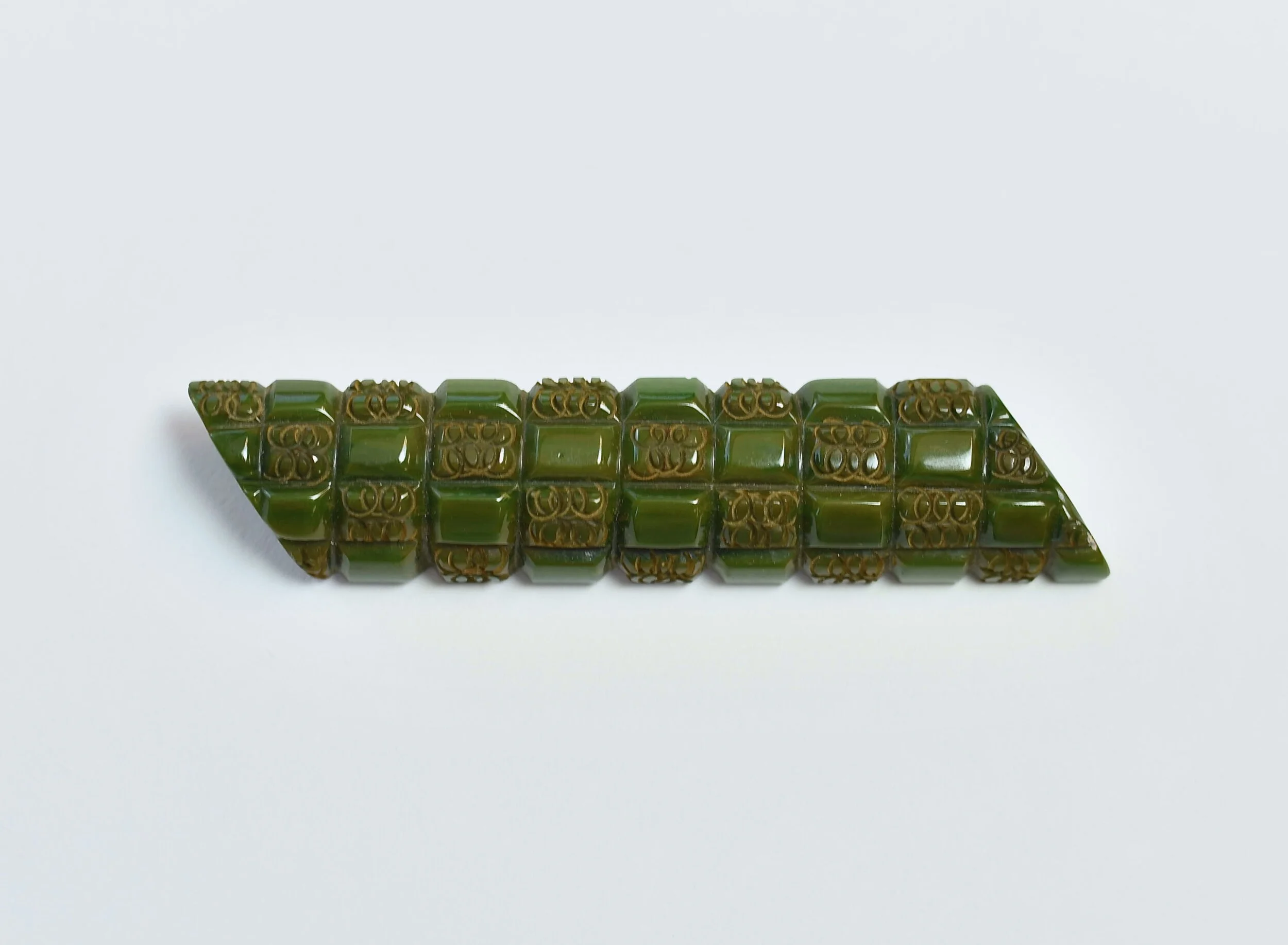 1940s Green Marbled Bakelite Carved Bar Brooch Pin Tested — Canned 