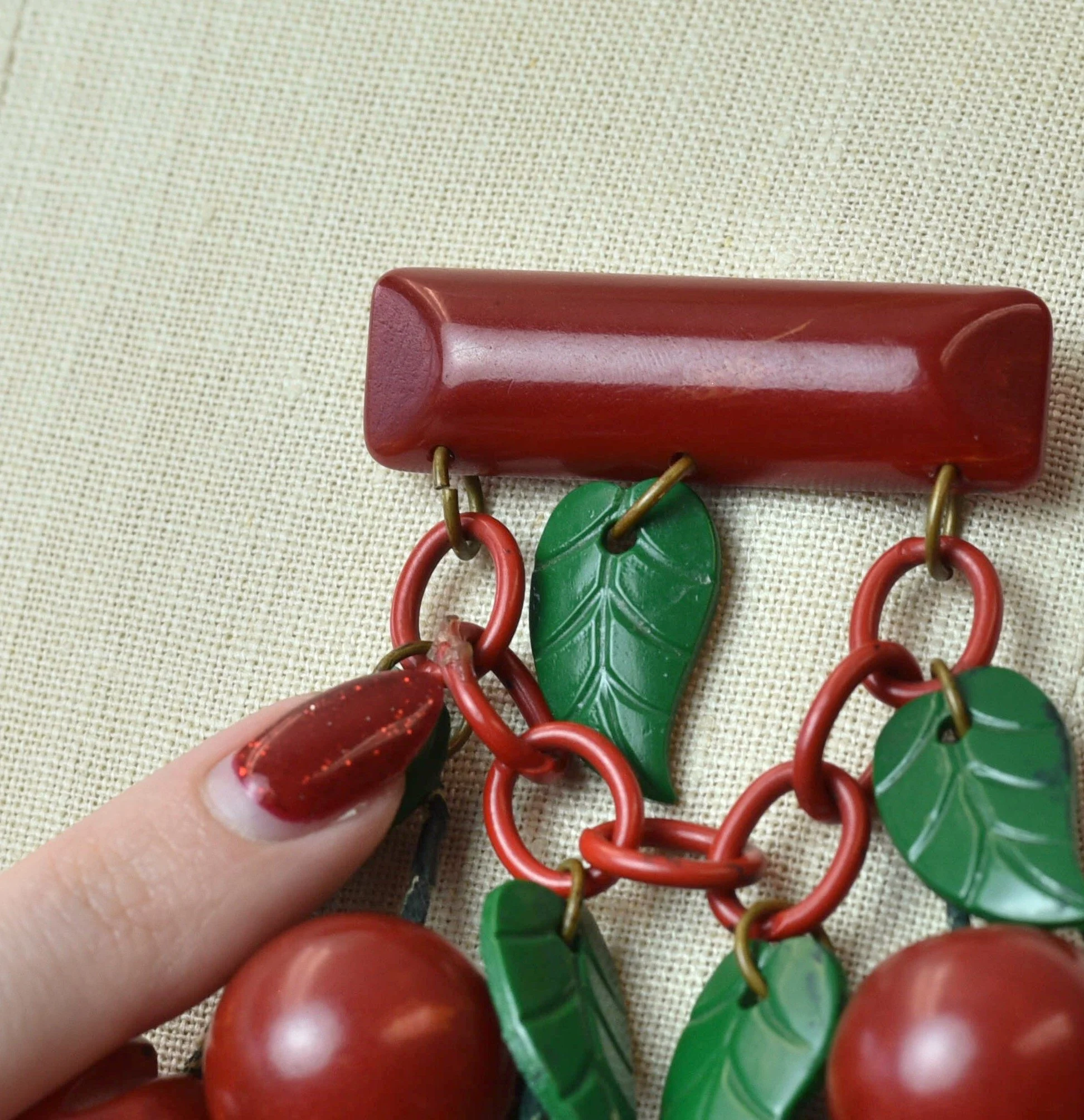 1940s Bakelite Cherries Cluster Novelty Bar Brooch Pin Jewelry