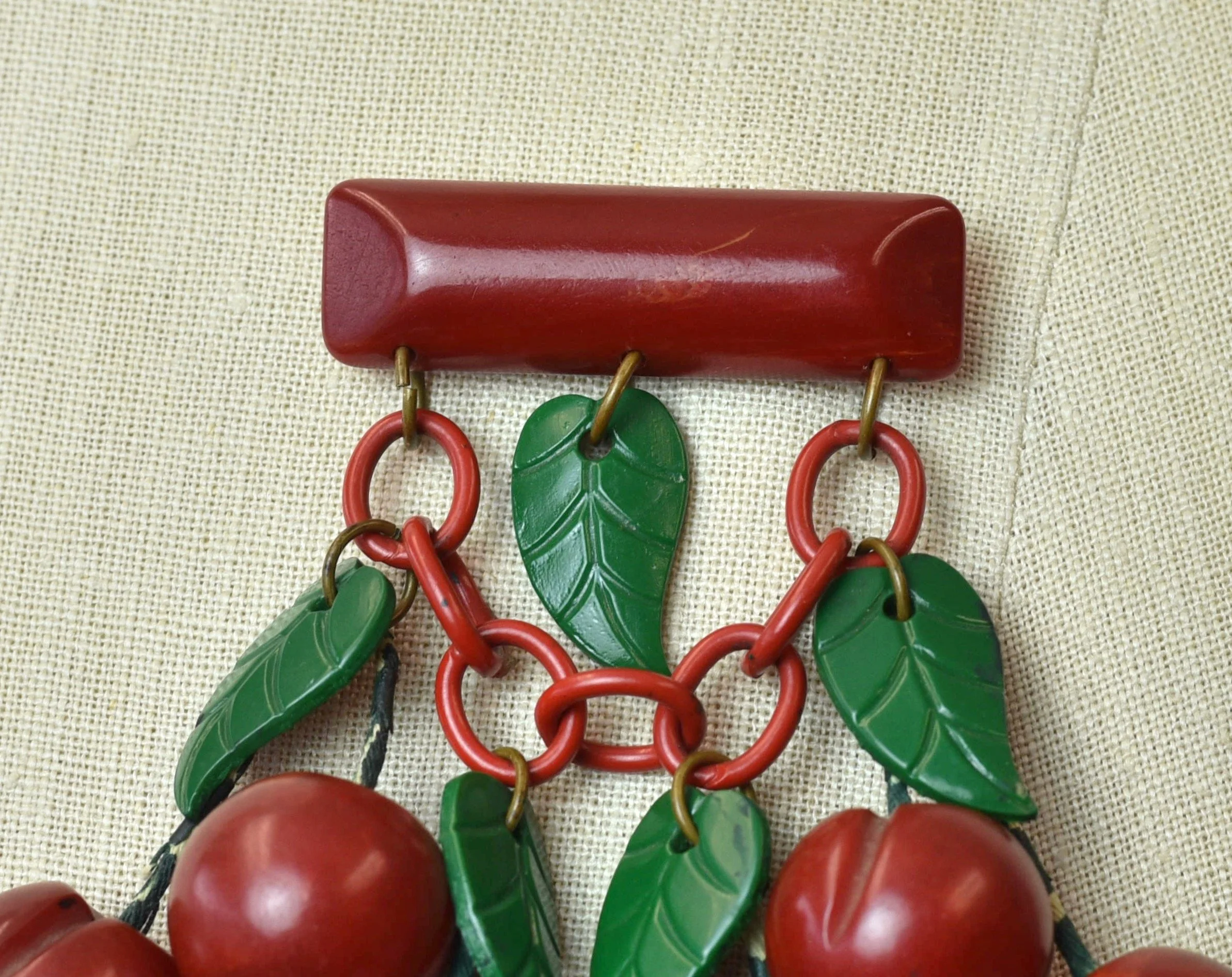 1940s Bakelite Cherries Cluster Novelty Bar Brooch Pin Jewelry