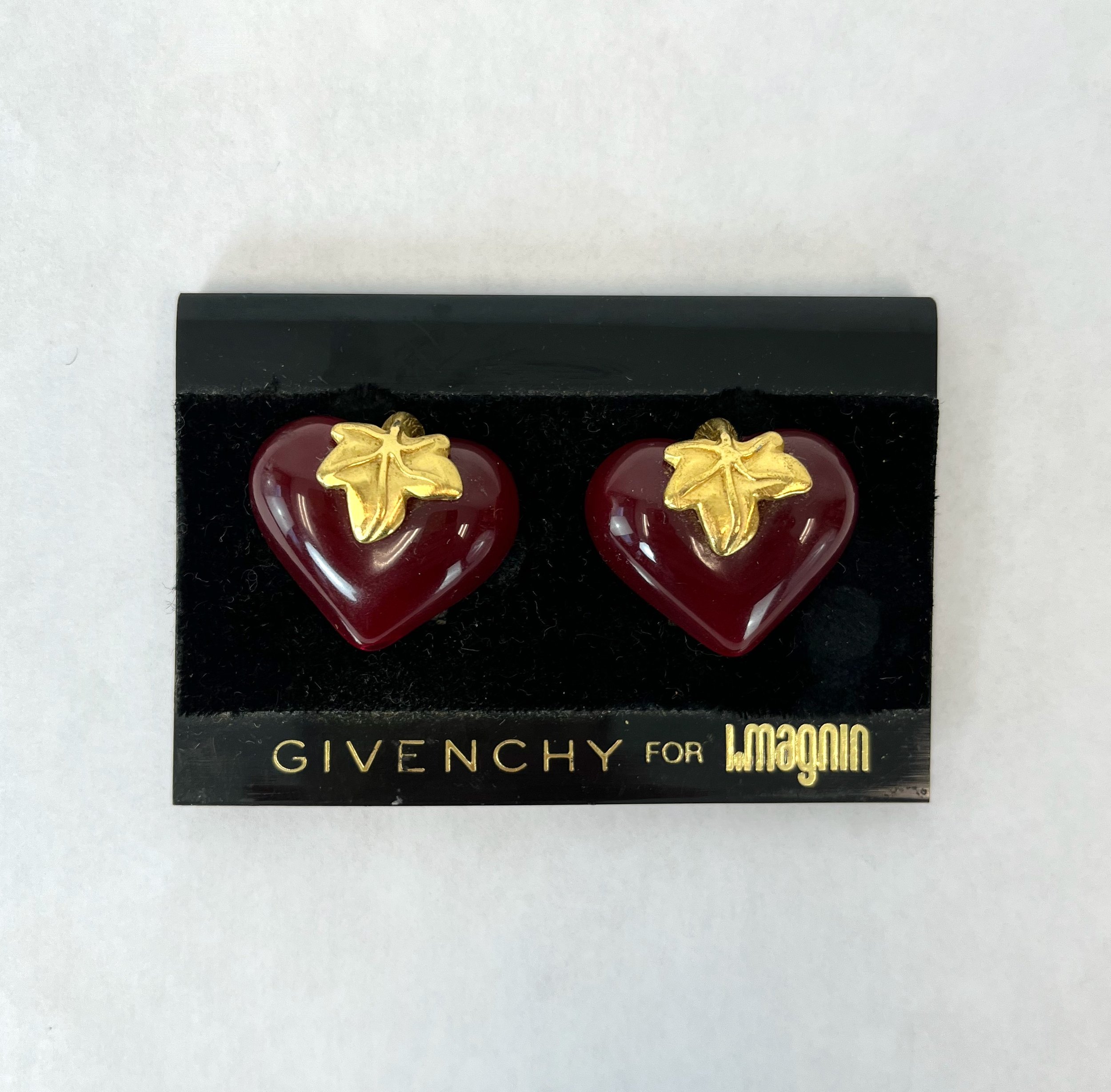 GIVENCHY Heart Earrings Accessories Brand Ladies Gold VINTAGE Vintage