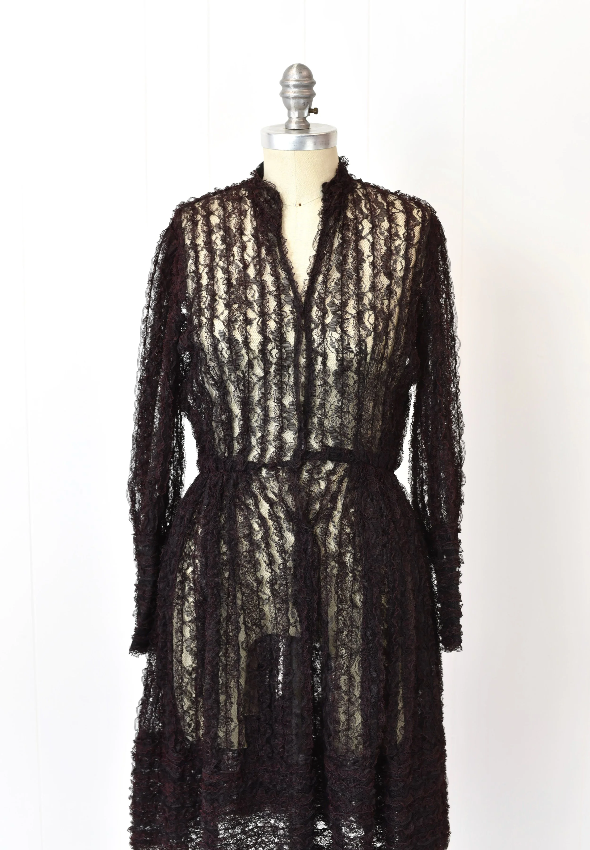 1970s Anne Fogarty Black Burgundy Floral Lace Dress  Canned Ham Vintage