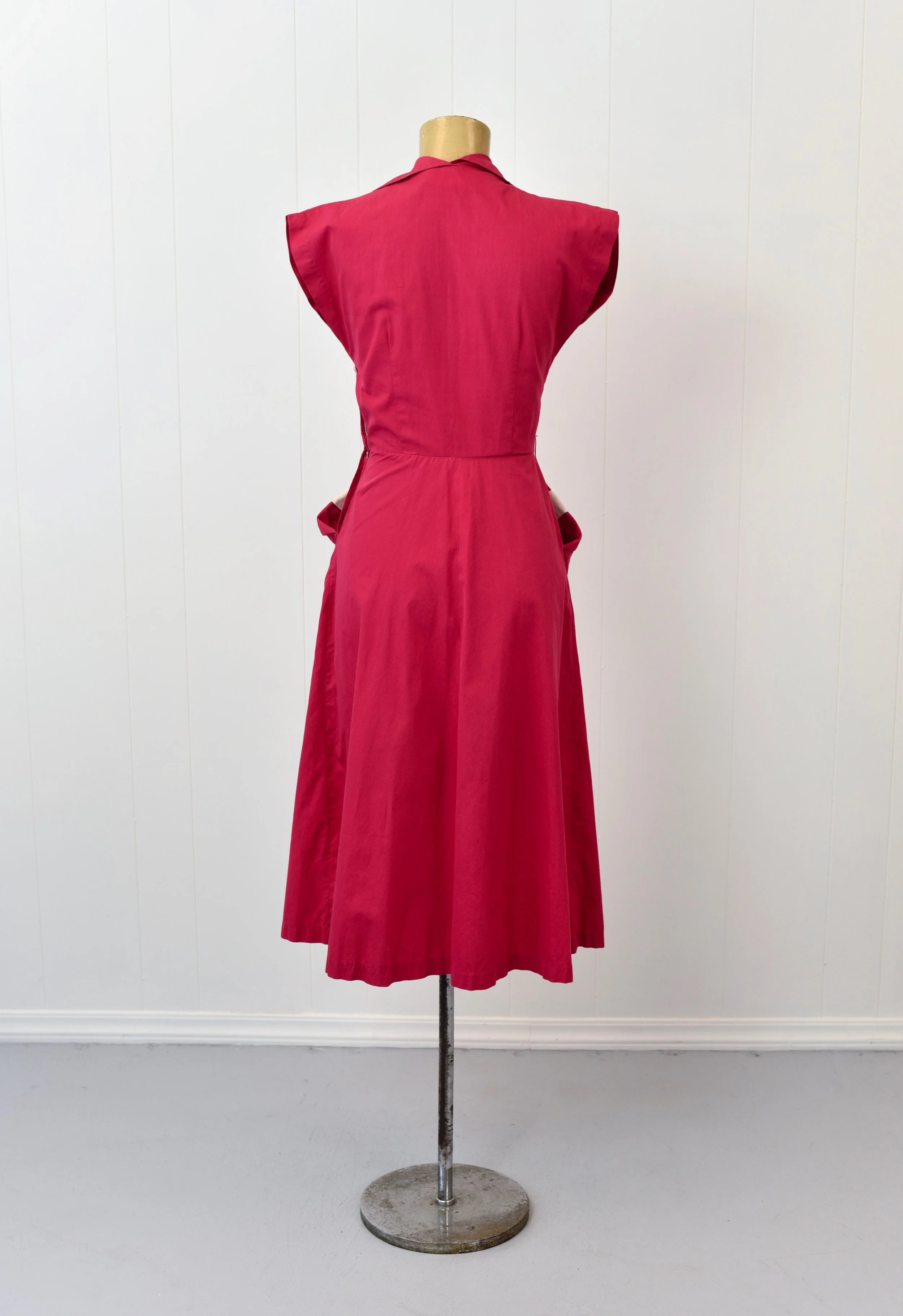 a line dress pockets Sweetheart Satin A-Line Wedding Dress with Pockets EU38