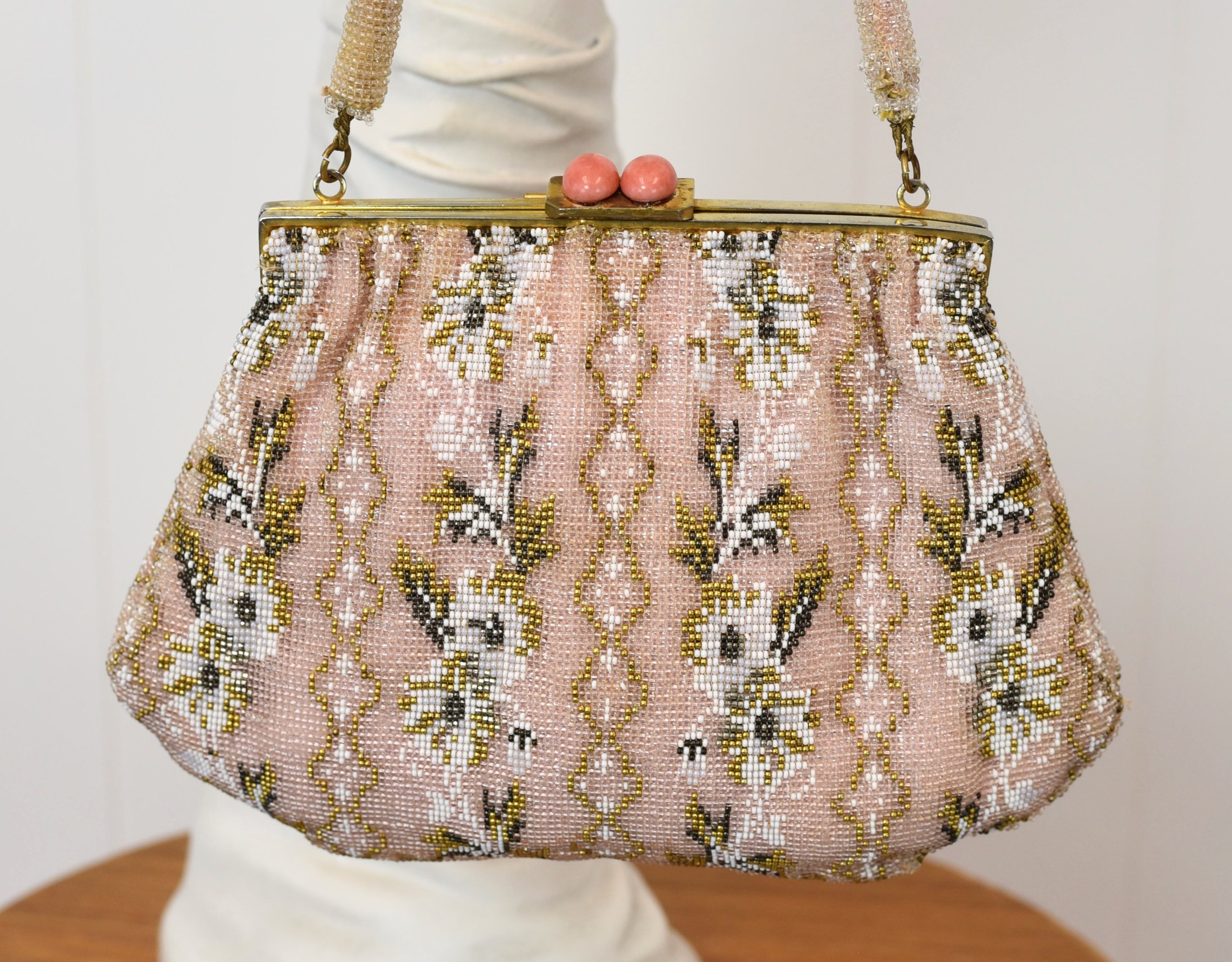 1950s Pink Floral Saks Fifth Avenue Beaded Purse Handbag — Canned