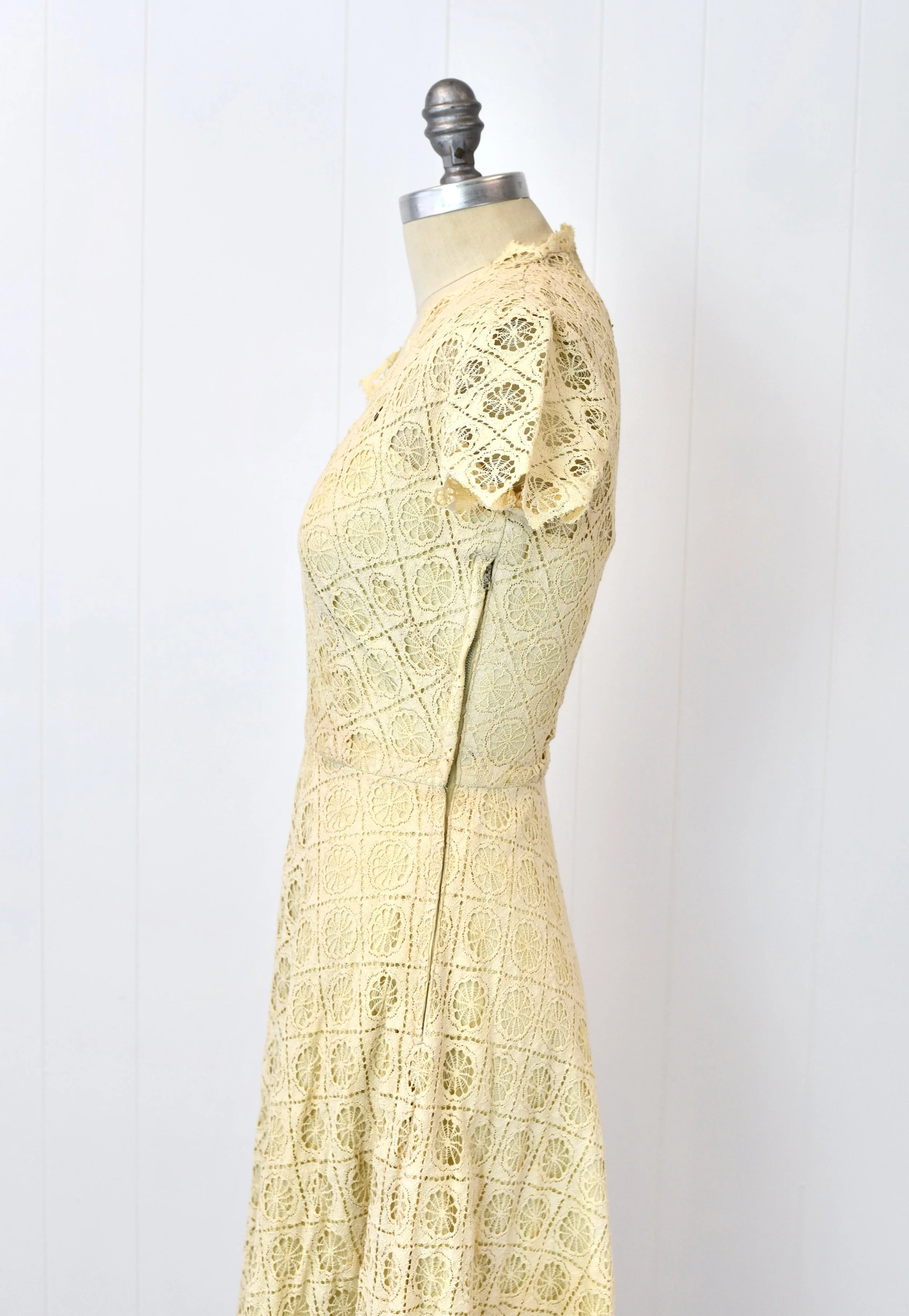 1940s/1950s Spiderweb Lace Cream Ivory Day Dress Bridal  Canned Ham Vintage