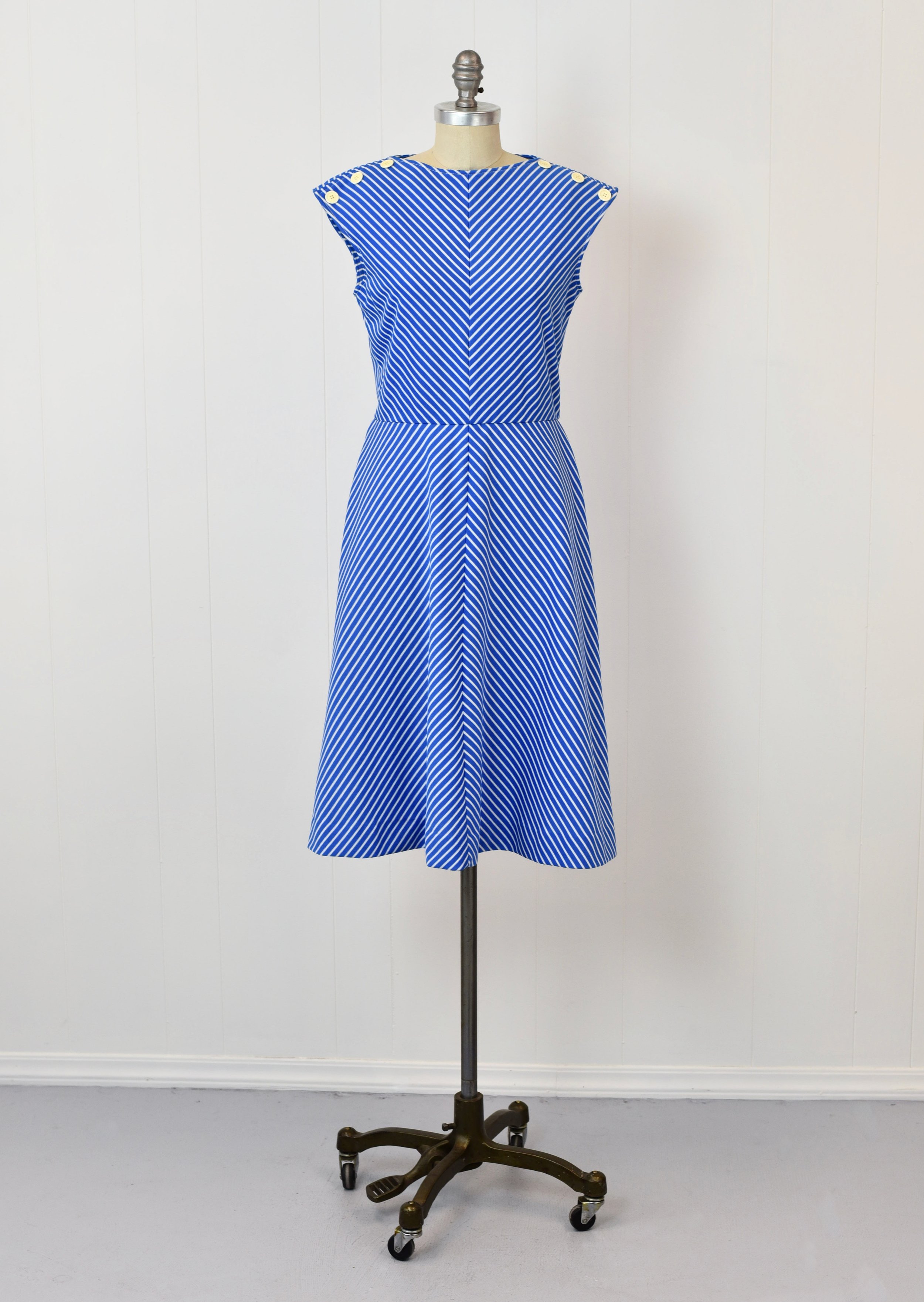 1970s R&K Originals Blue White Chevron Striped Day Dress — Canned Ham  Vintage