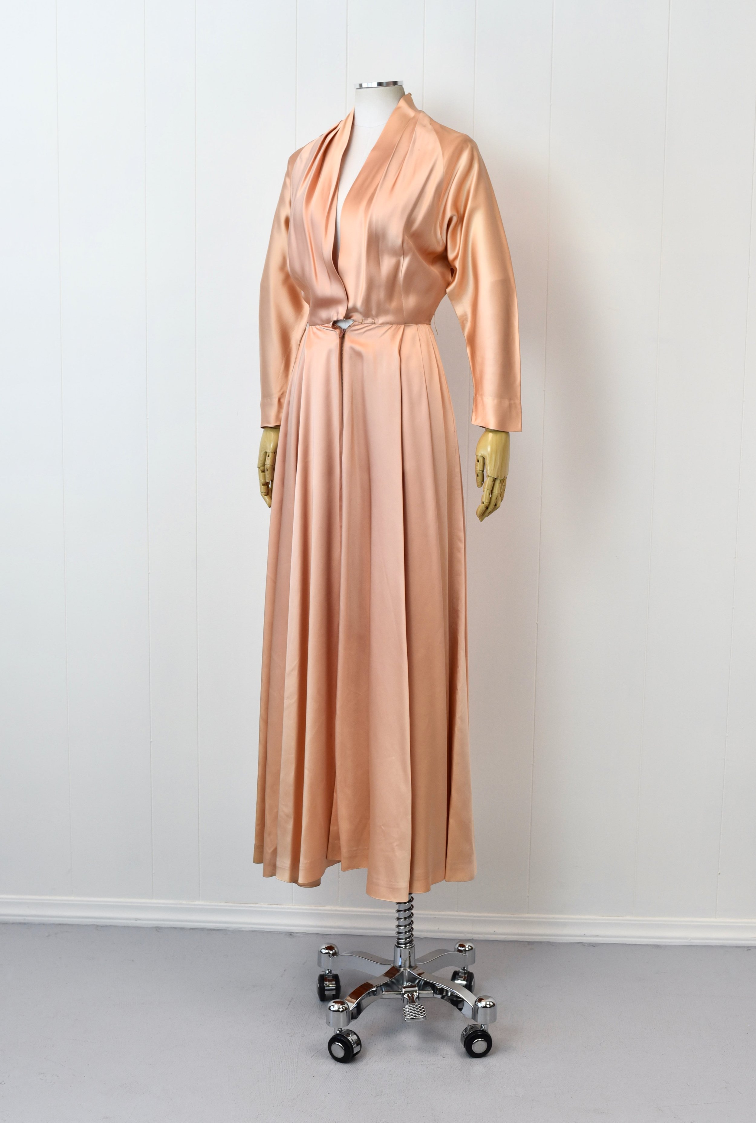 1940s Vintage Sleepwear  Robes for Women for sale  eBay