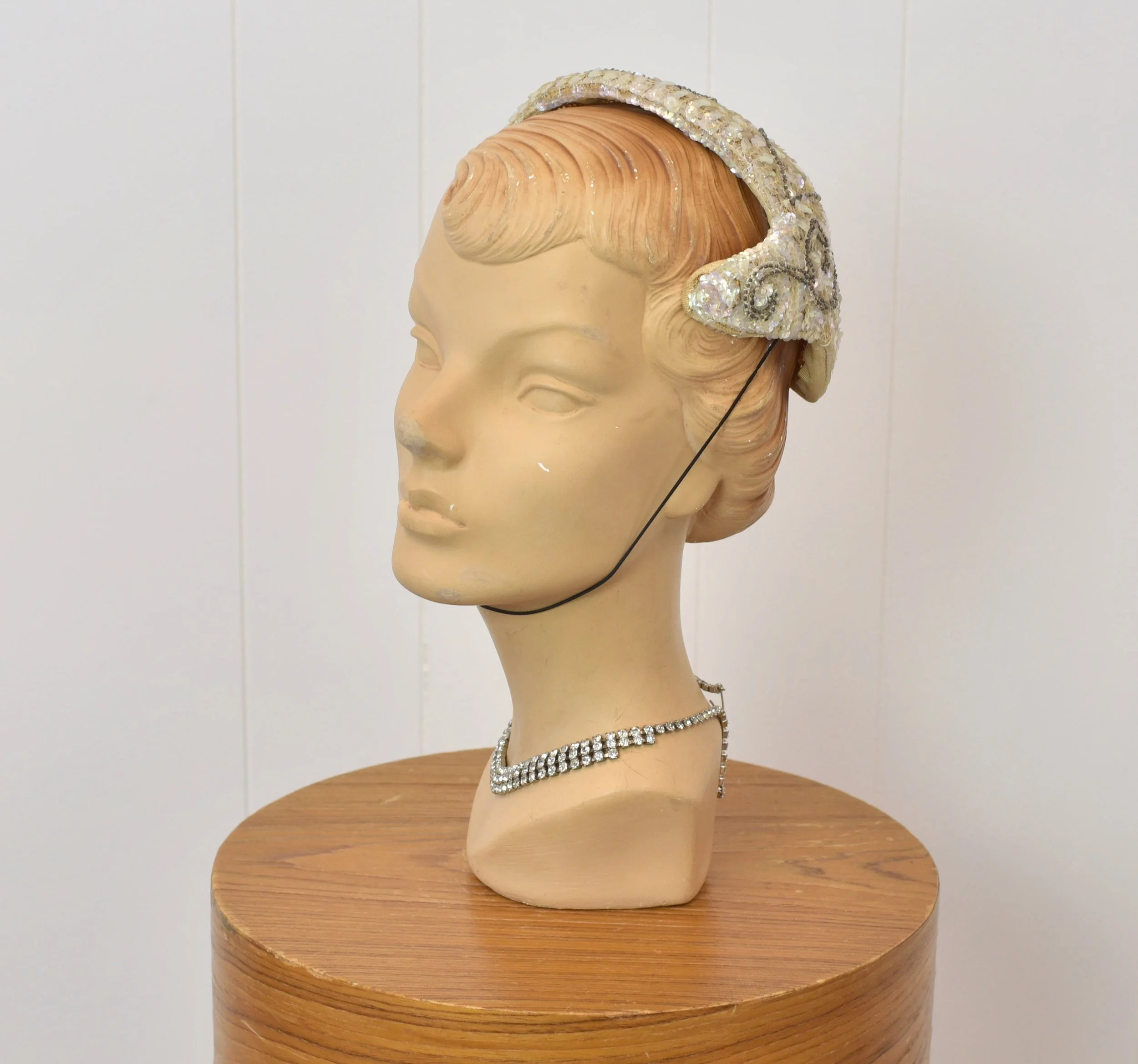 1950s Sequin Beaded Bridal Wedding Skull Cap Fascinator Hat