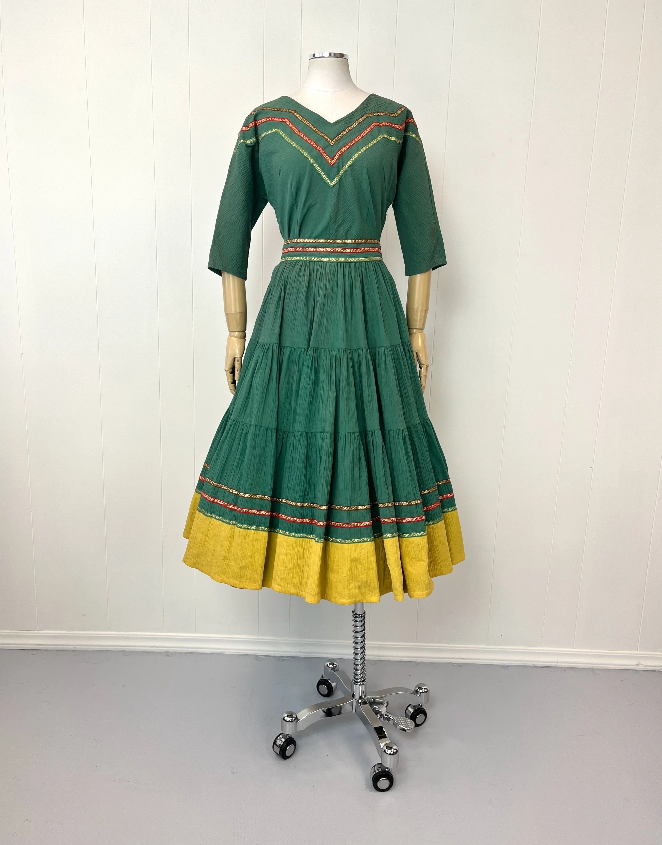 1950s Green Metallic Patio Square Dance Blouse Circle Skirt