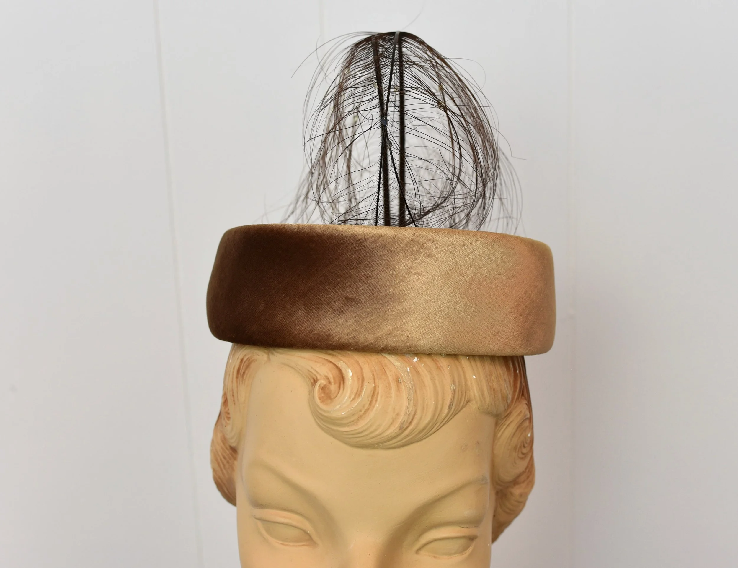 Vintage 1950\'s Brown Velvet Fascinator Hat 1950s Fascinator Hat . Vintage 50s Feathers Plumes Brown  main image 3