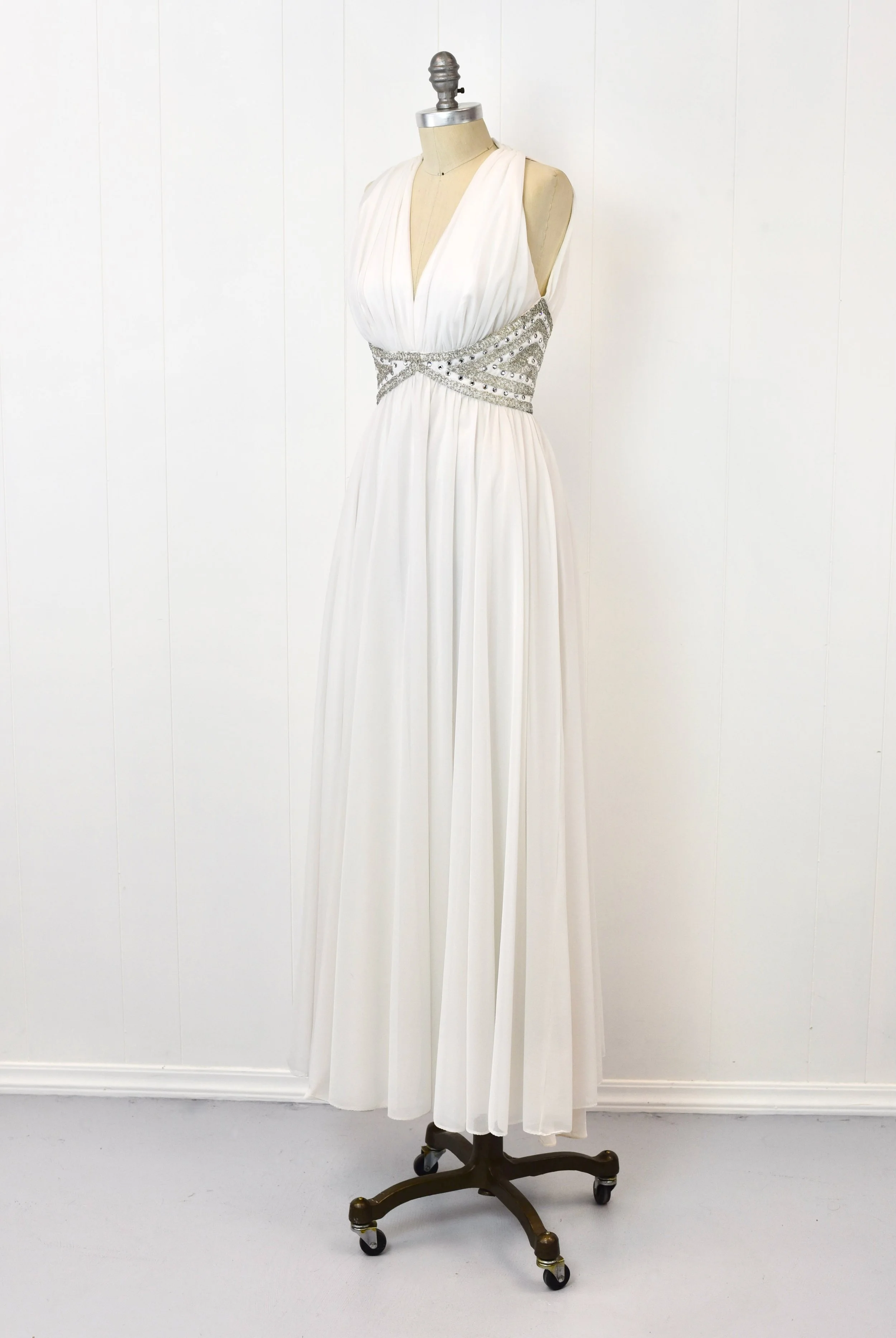 1970s Mike Benet White Rhinestone Beaded Chiffon Marilyn Monroe Party Dress  Gown  Canned Ham Vintage