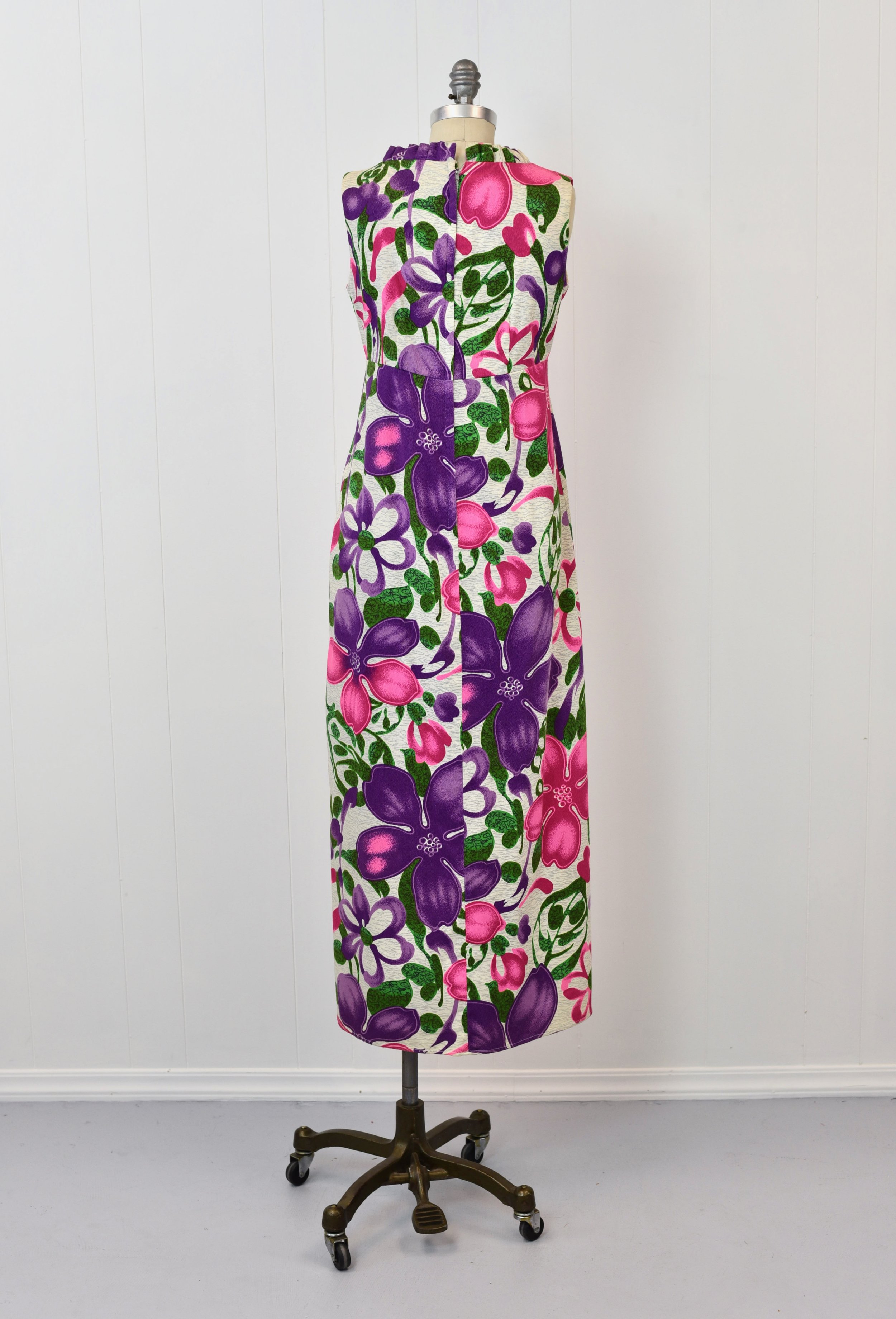 knee length dresses for ladies Toucan Aloha Hawaii Print Short Sleeve Maxi Dress main image 1