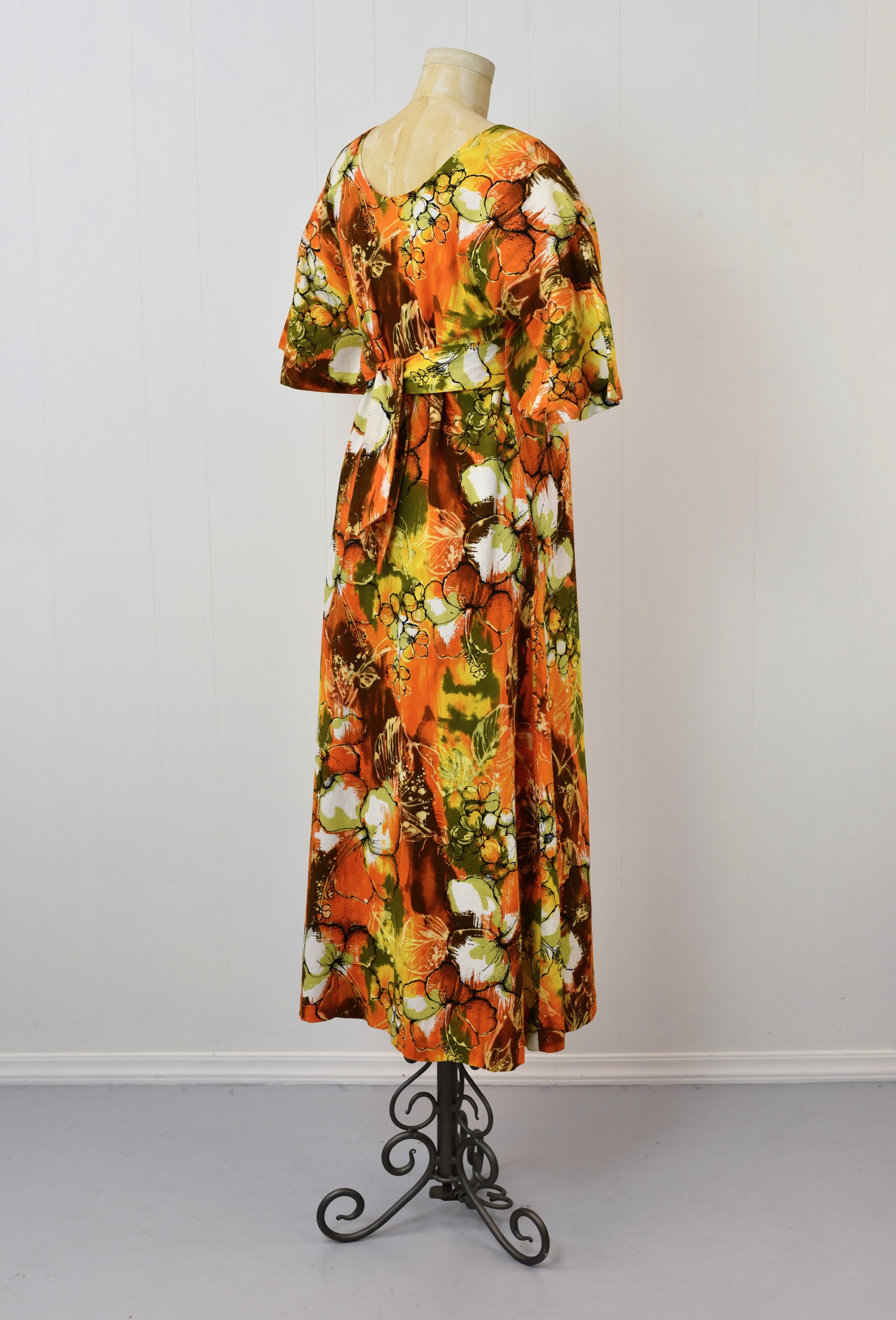 1970s Hilo Hattie Hawaiian Orange Hibiscus Floral Tiki Maxi Dress Gown   Canned Ham Vintage
