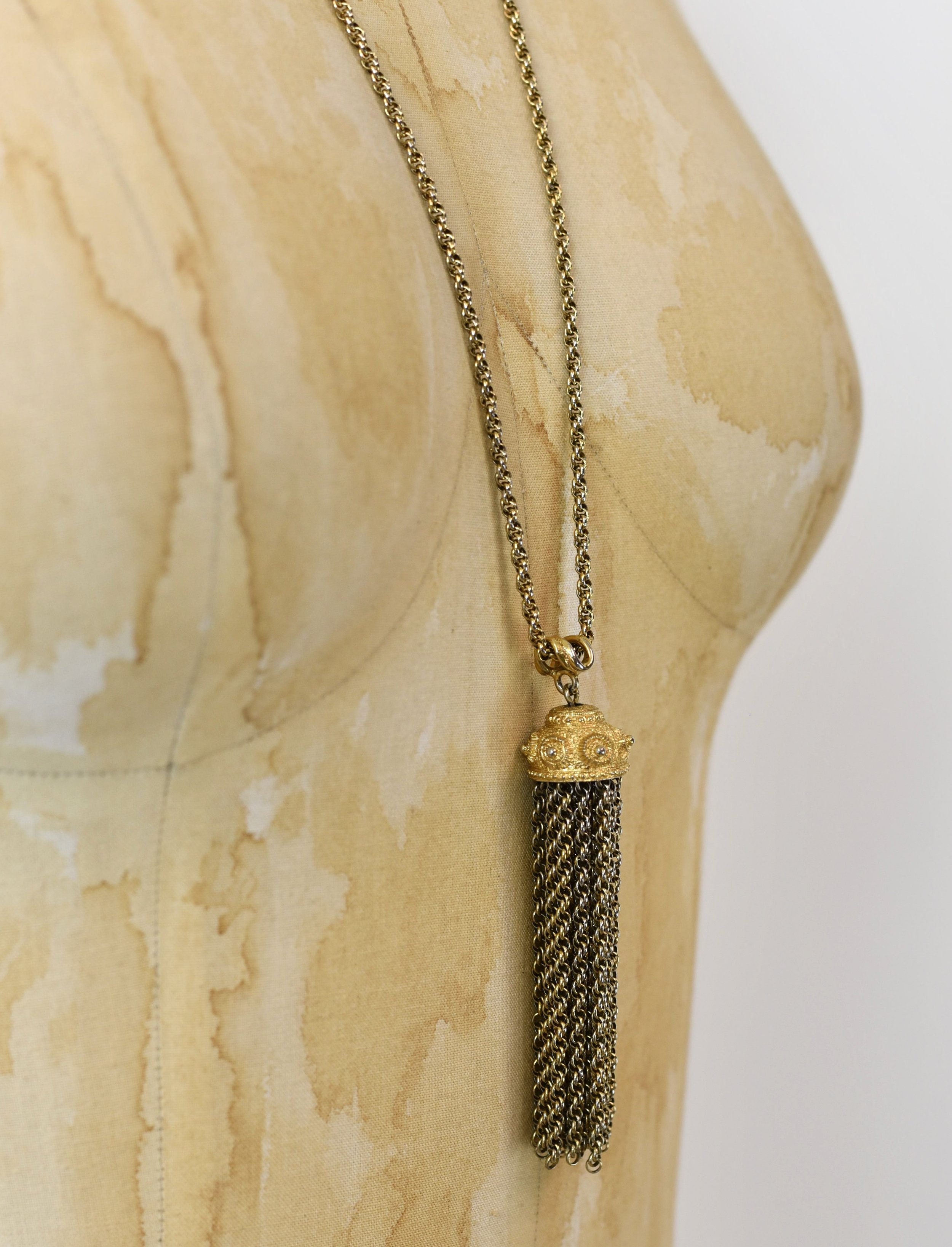 Vintage 1970s Gold Tassel Statement Necklace - Women Accessories 1970s Monet Gold Tone Tassel Chain Fringe Statement Necklace  main image 3