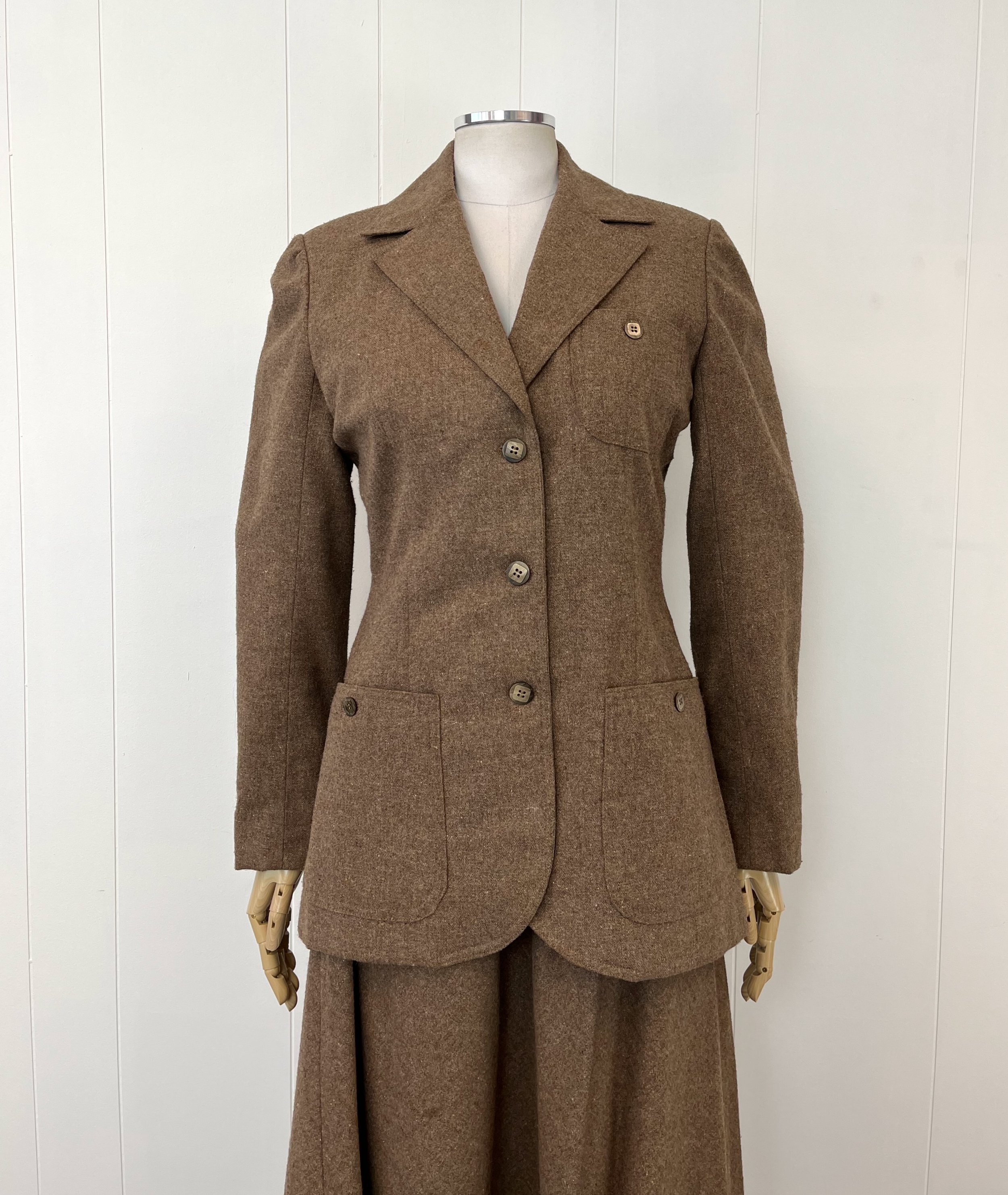 1970s Vogue Brown Wool Jacket & Skirt Two Piece Suit Set — Canned 