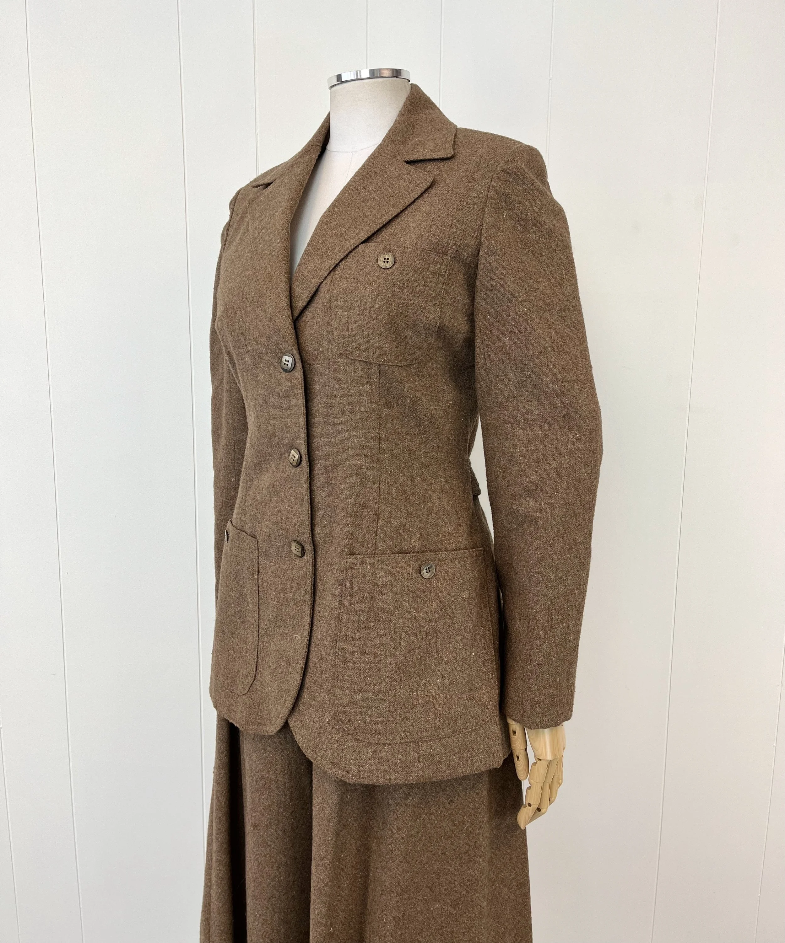 1970s Vogue Brown Wool Jacket & Skirt Two Piece Suit Set — Canned 