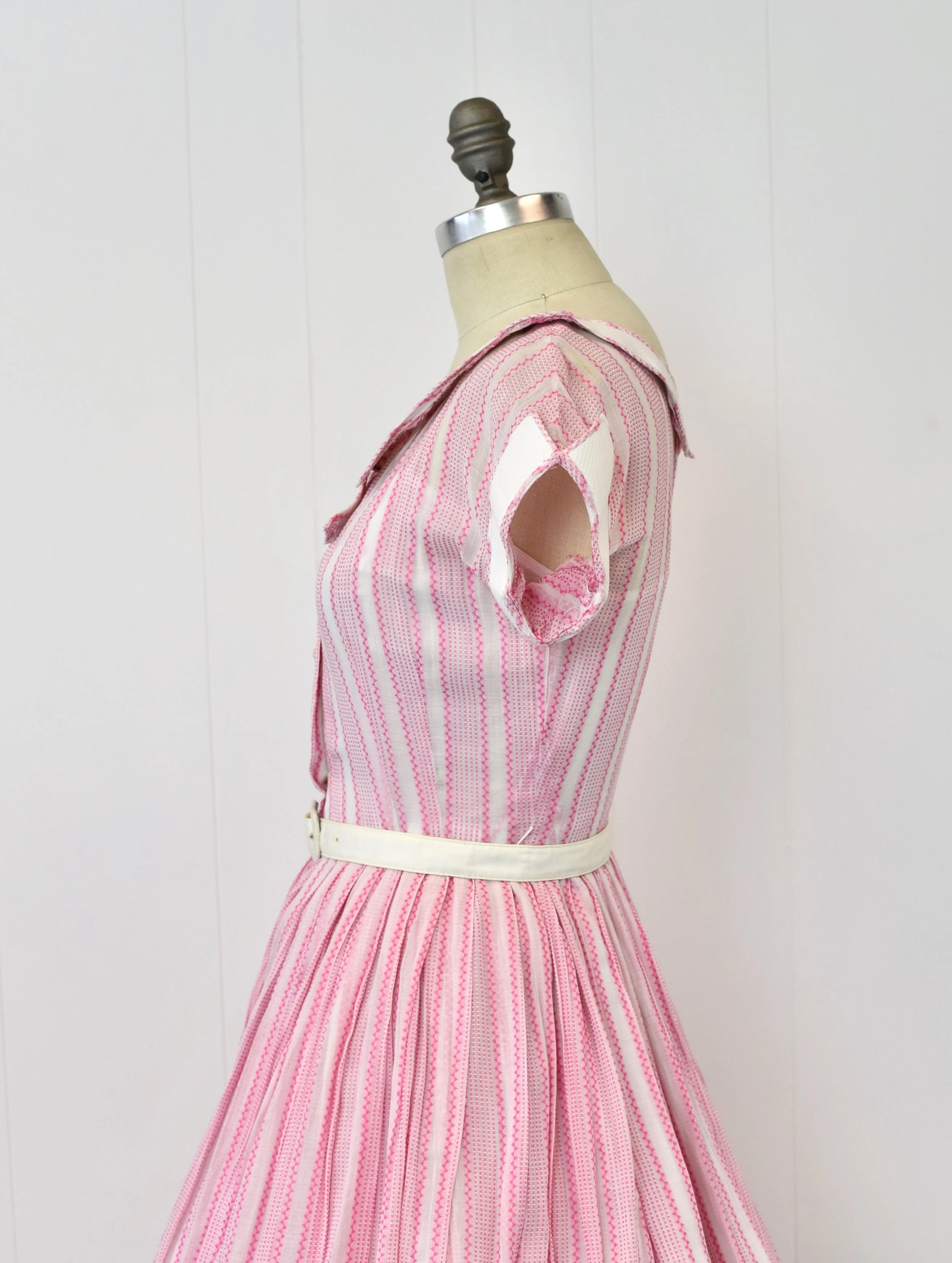 1950s Lillie Rubin Pink White Striped Cotton Pinup Day Dress Petite Extra  Small  Canned Ham Vintage