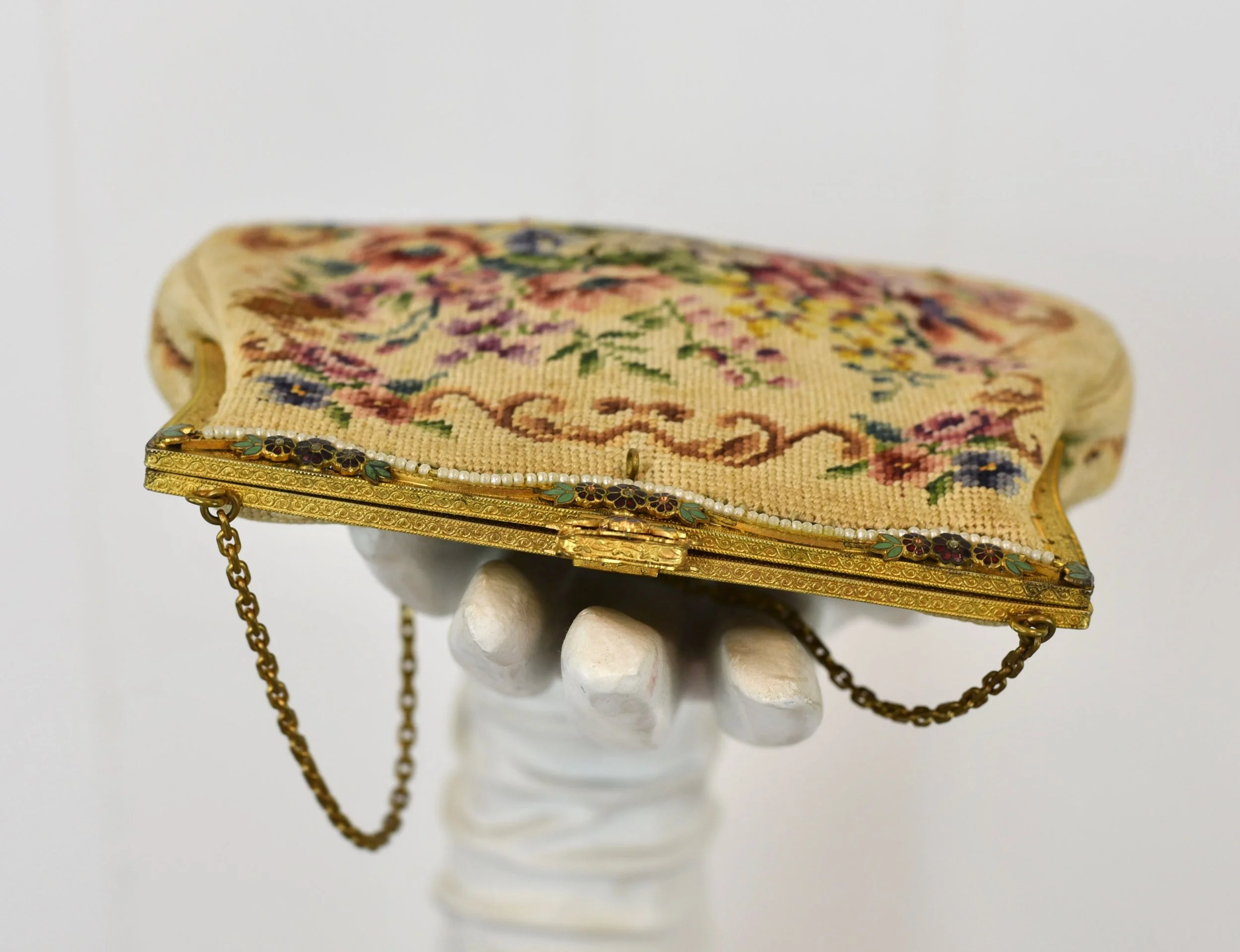 1920s/1930s Floral Needlepoint Tapestry Rhinestone Faux Pearl