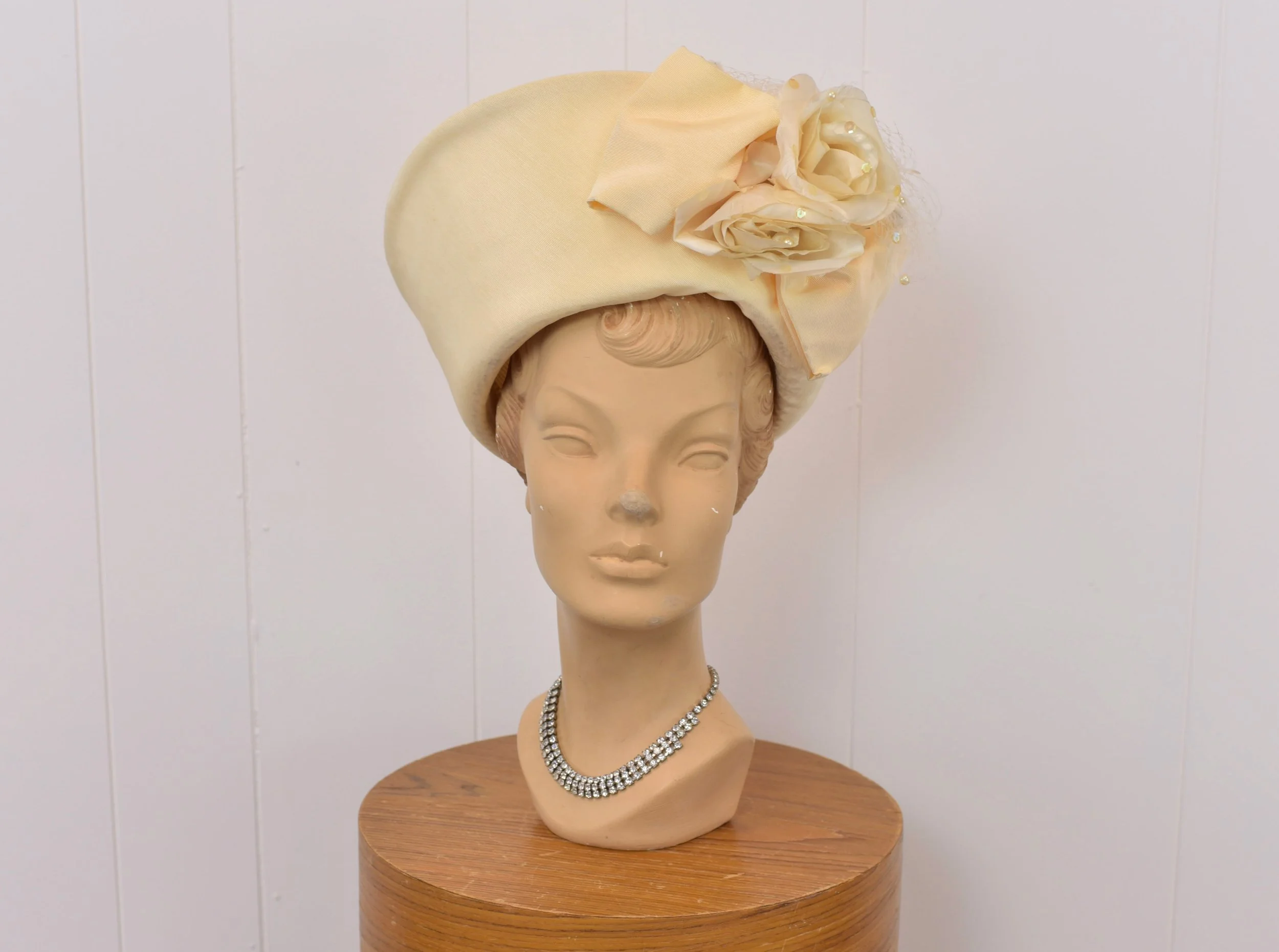Whittall & Shon Derby Hat VTG Whittall & Shon Black Wool Hat Leopard Print Accent  main image 2