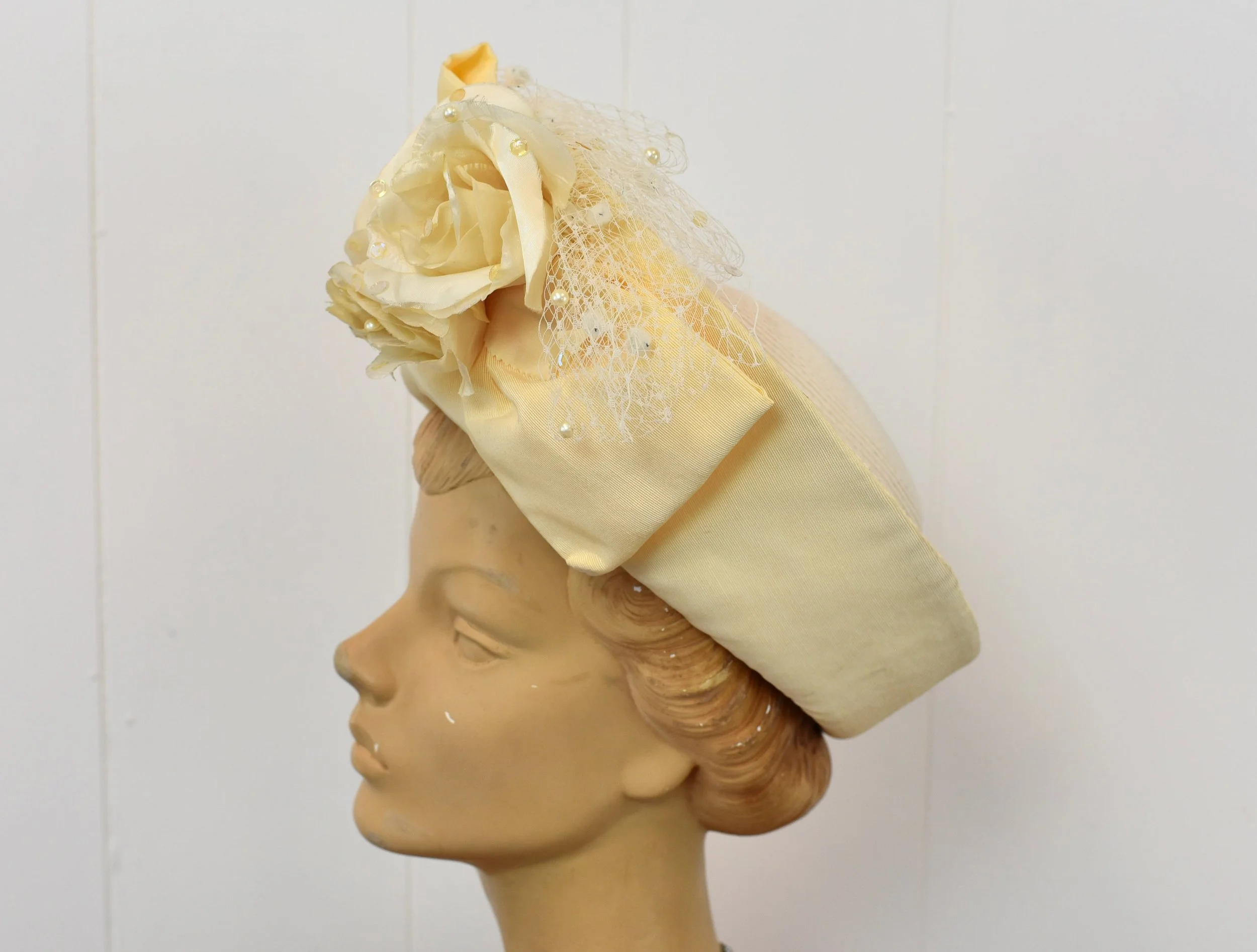 Vintage Cream Straw Whittall & Shon Floral Hat Whittall Shon Cream Wide Brimmed Straw Hat With A Gorgeous  main image 3