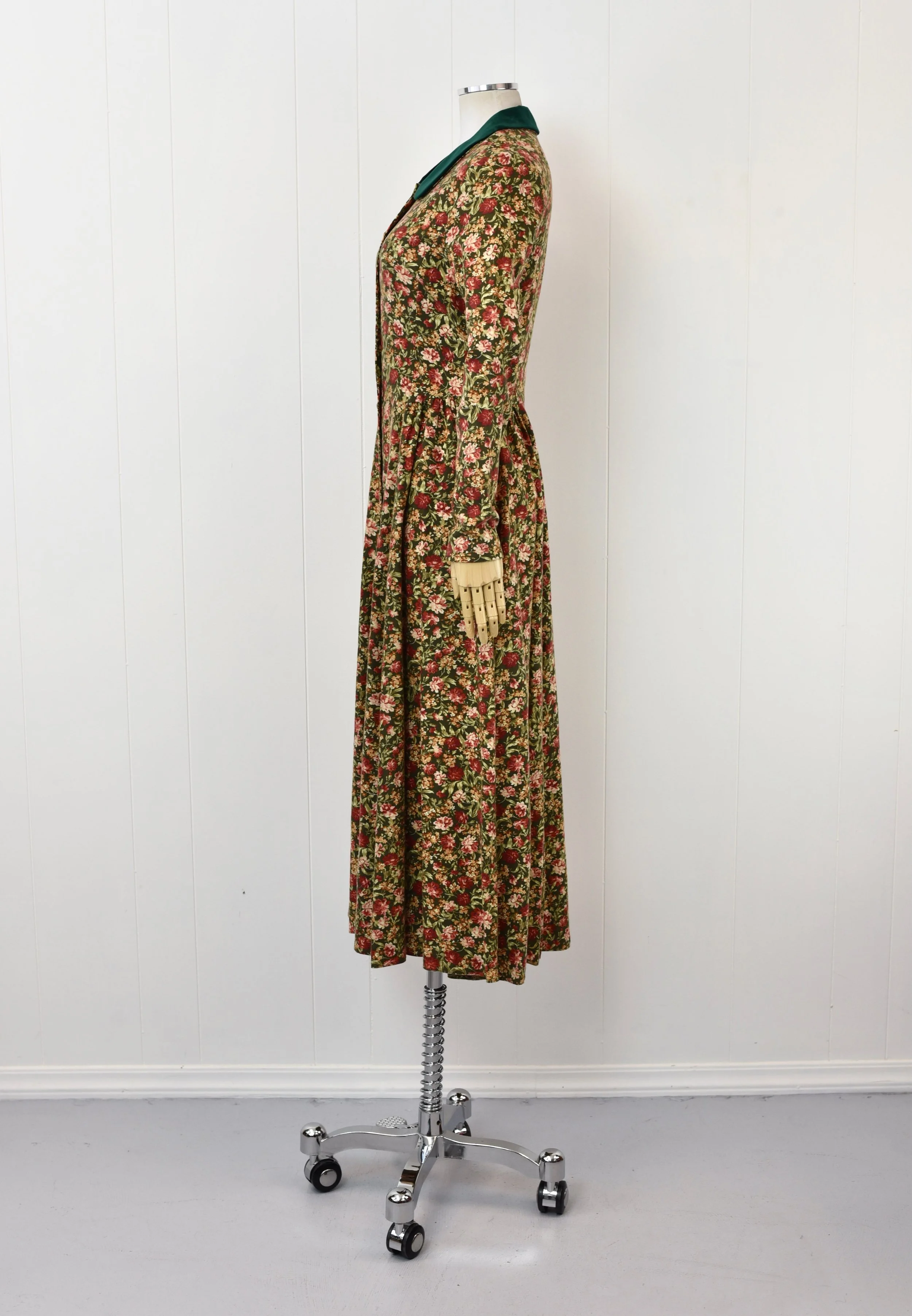 1980s Laura Ashley Green Floral Rose Print Cottage Core Maxi Dress  Canned  Ham Vintage