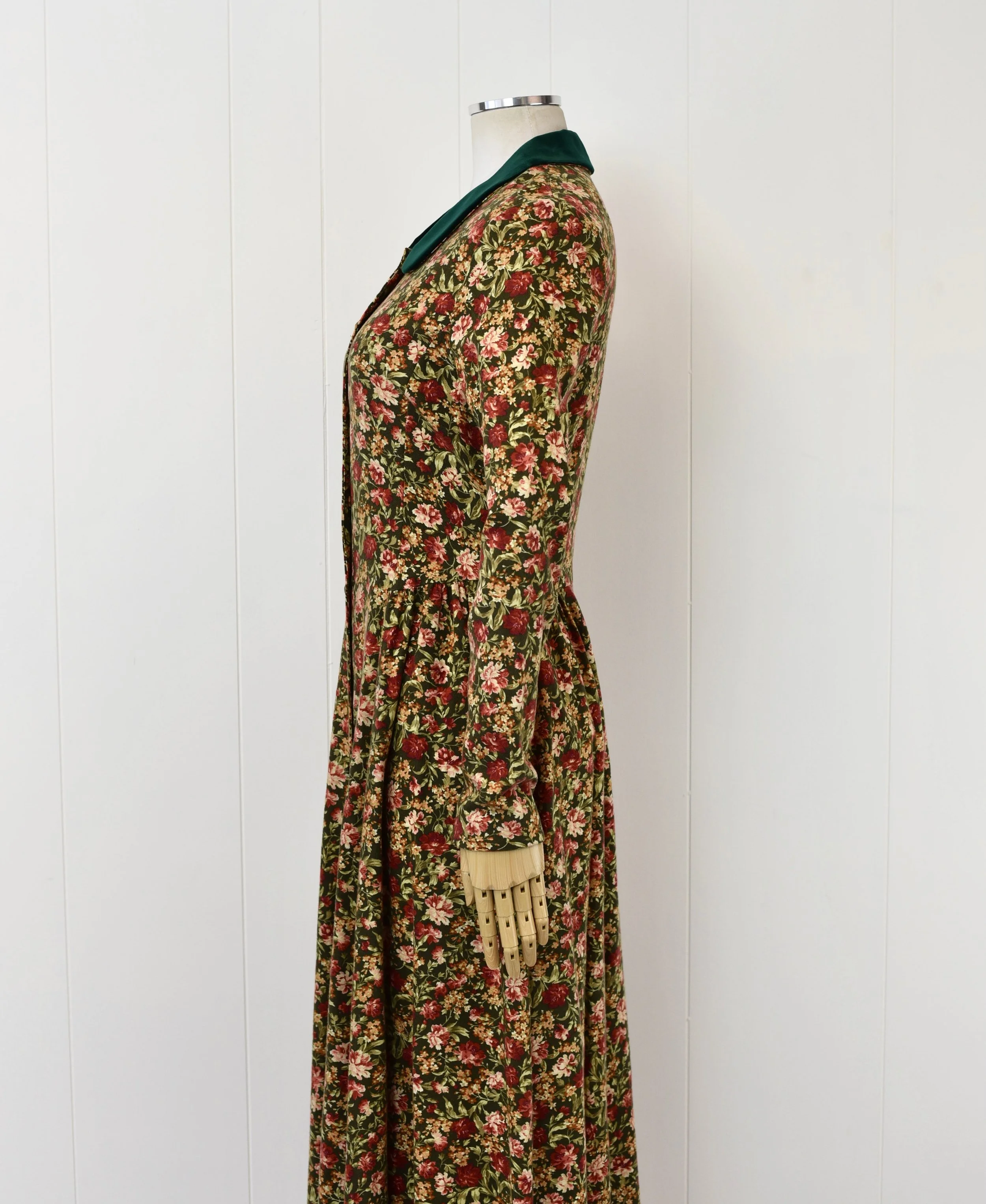 1980s Laura Ashley Green Floral Rose Print Cottage Core Maxi Dress  Canned  Ham Vintage
