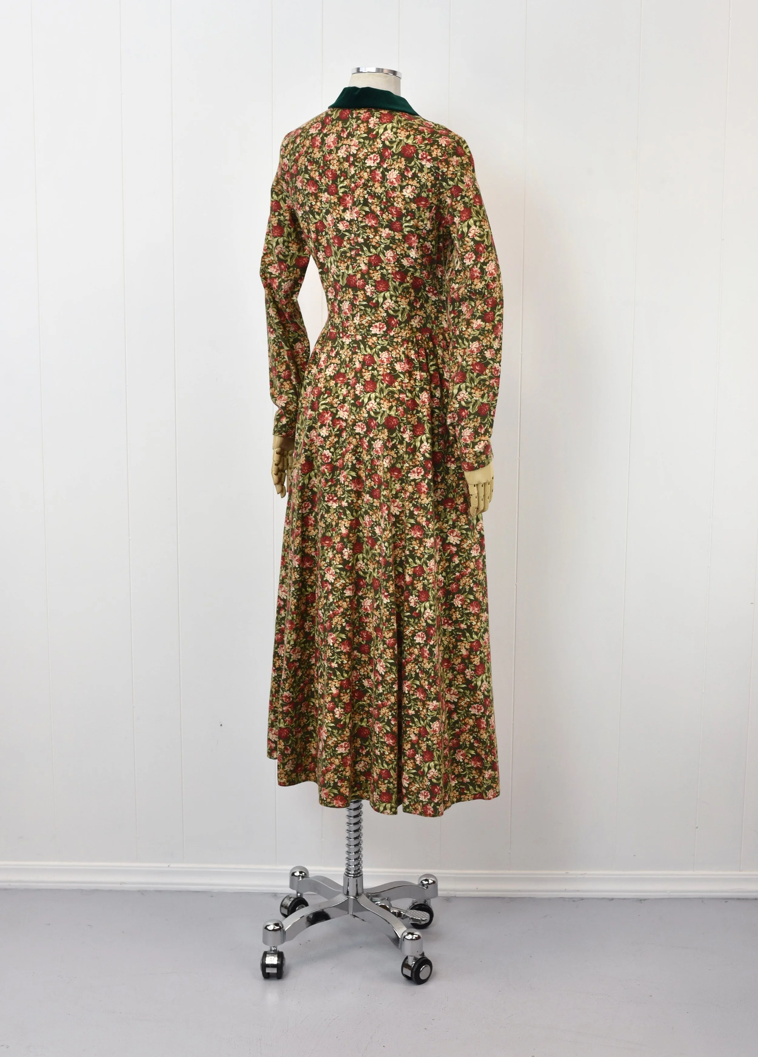 fitted lace wedding dress Ashley Orange Floral Formal Maxi Dress - US 8