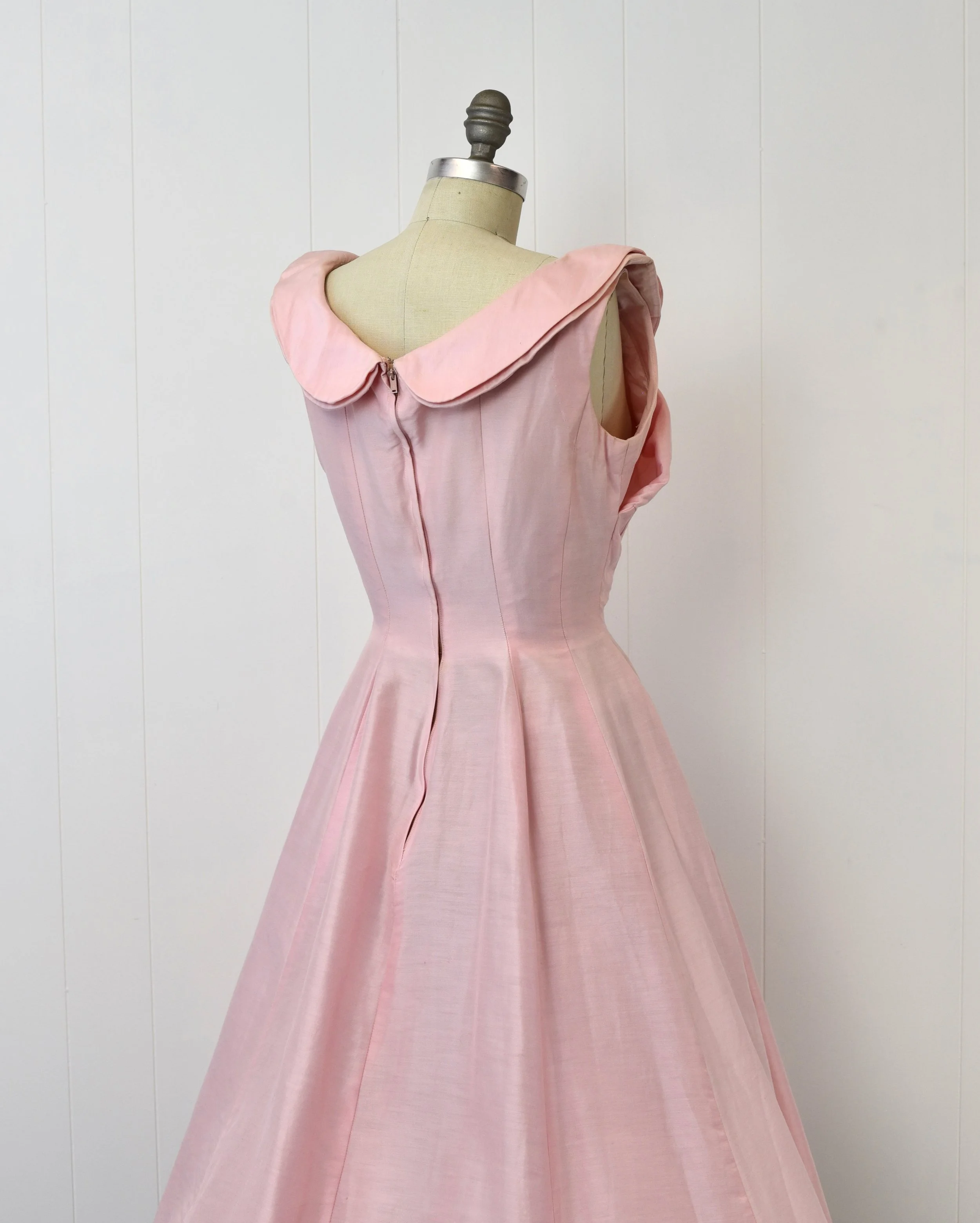 1950s Light Pink Cotton Pinup Mrs. Maisel Day Sun Dress  Canned Ham Vintage