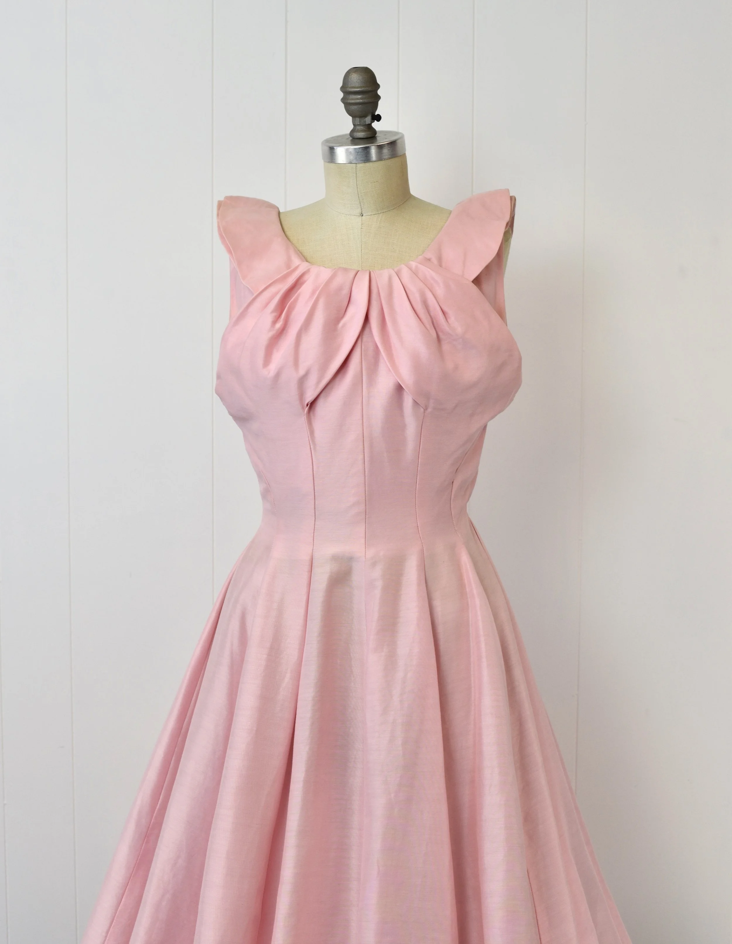 1950s Light Pink Cotton Pinup Mrs. Maisel Day Sun Dress  Canned Ham Vintage