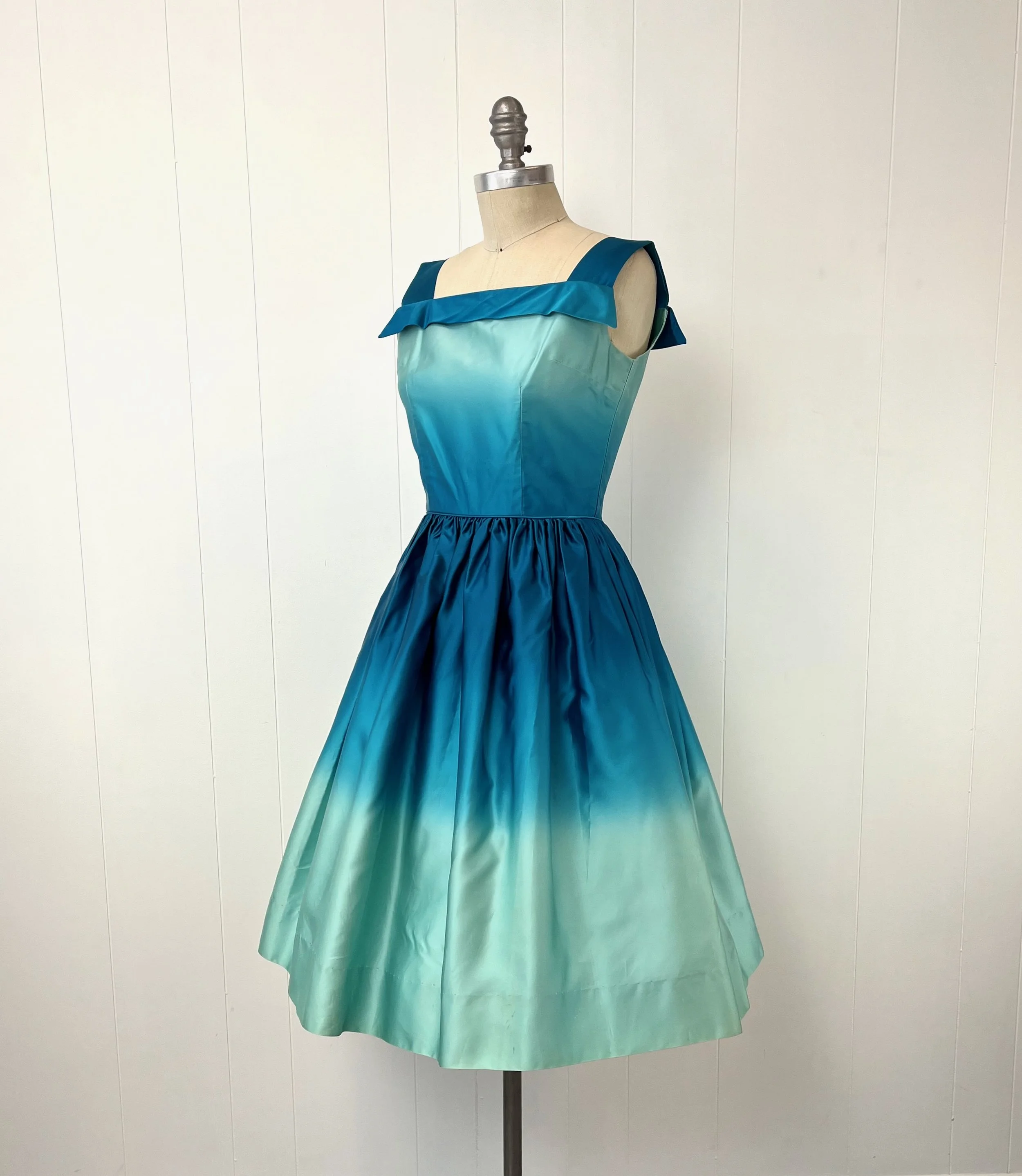 1950s Blue Ombre Satin Cinema California Pinup Party Mrs. Maisel Dress Canned Ham Vintage 1950s Blue Ombre Satin Cinema California Pinup Party Mrs. Maisel Dress Canned Ham Vintage