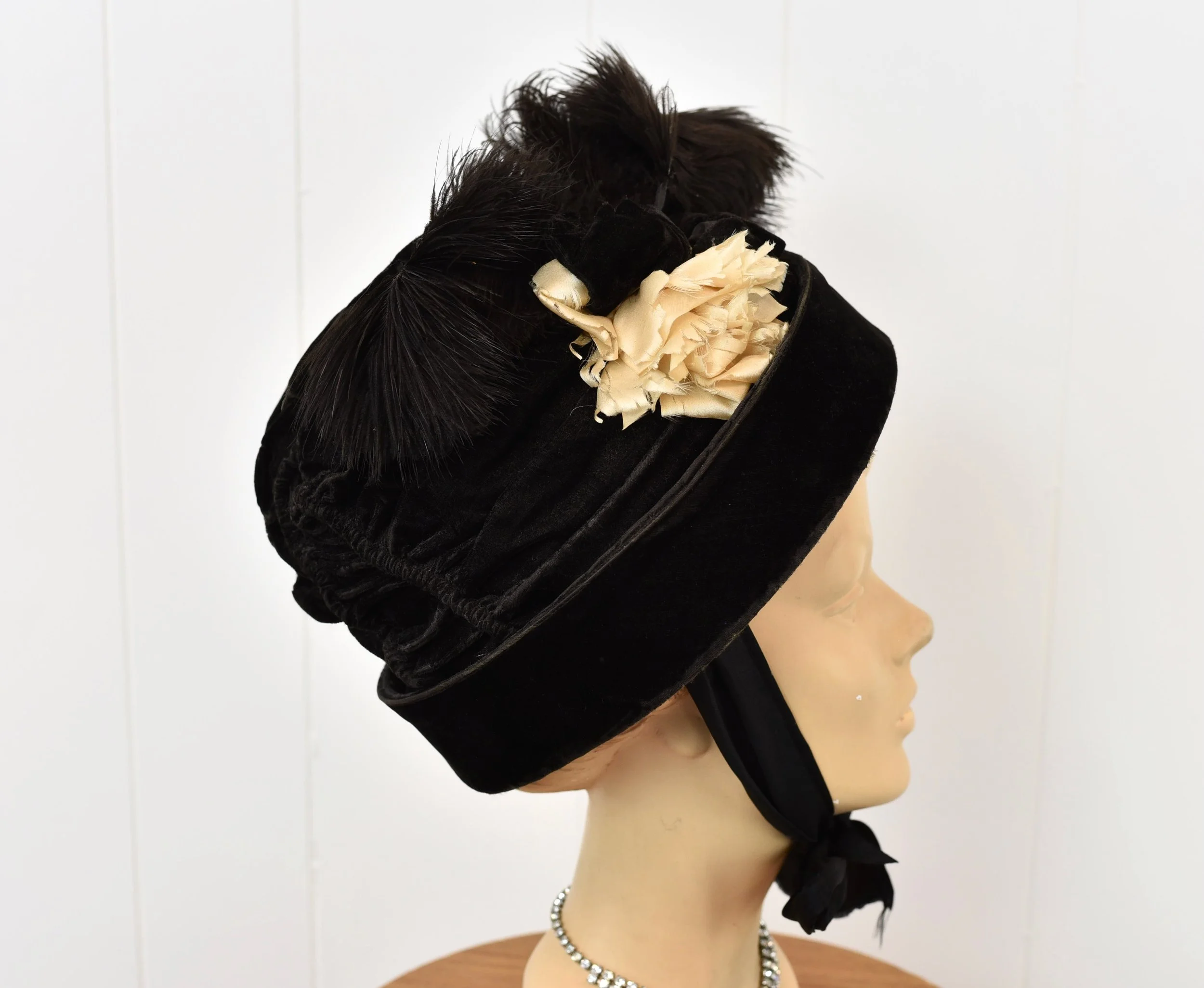 Late 1800s/Early 1900s Black Velvet Ostrich Feather Floral 
