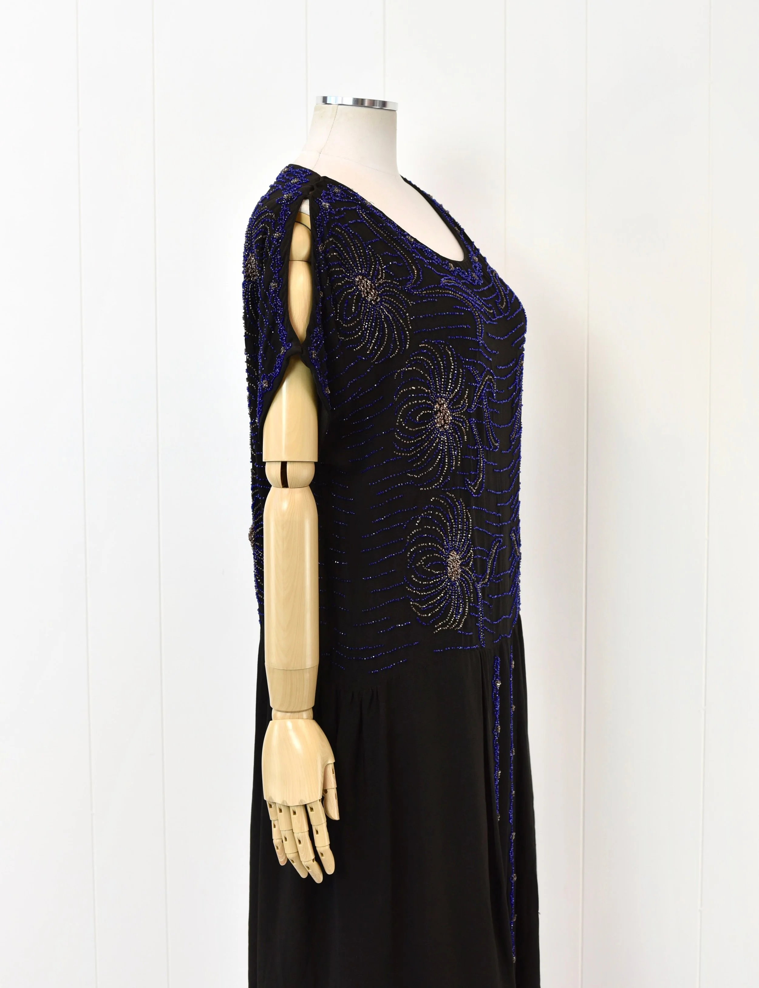 cobalt blue and black dress Cobalt And Black Print Wrap Mini Dress – AX Paris