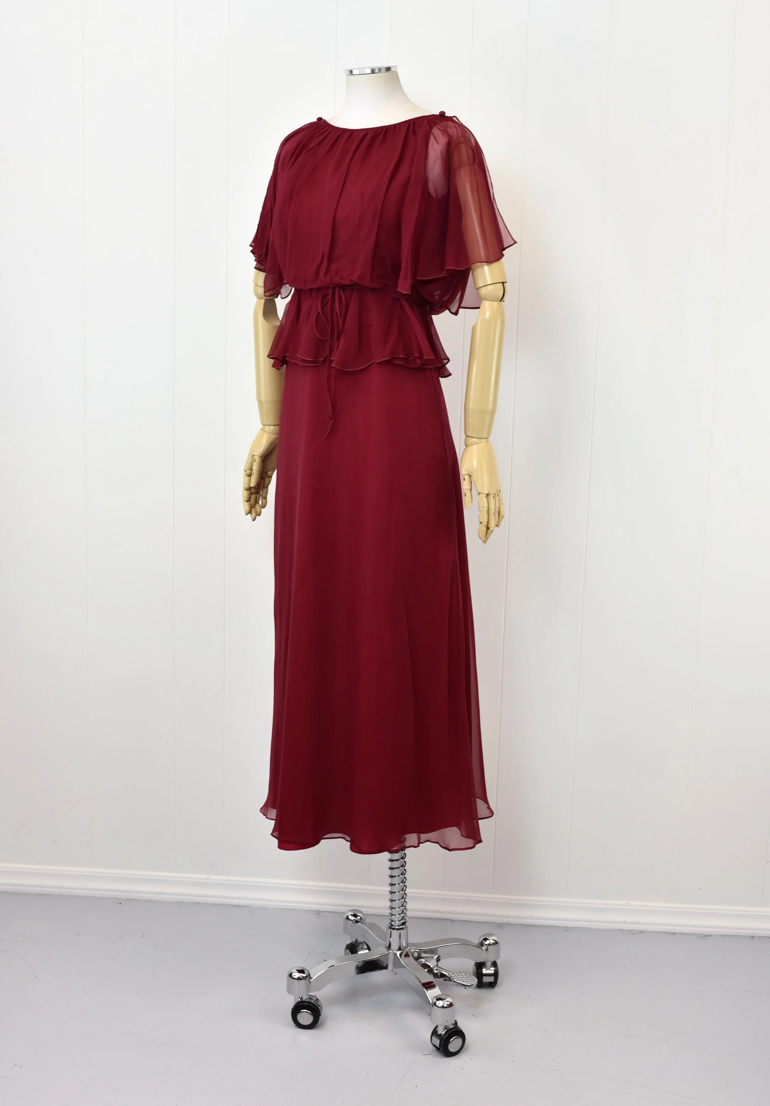1970s Burgundy Bordeaux Dark Red Chiffon Flutter Sleeve Party Dress Gown Canned Ham Vintage 1970s Burgundy Bordeaux Dark Red Chiffon Flutter Sleeve Party Dress Gown Canned Ham Vintage