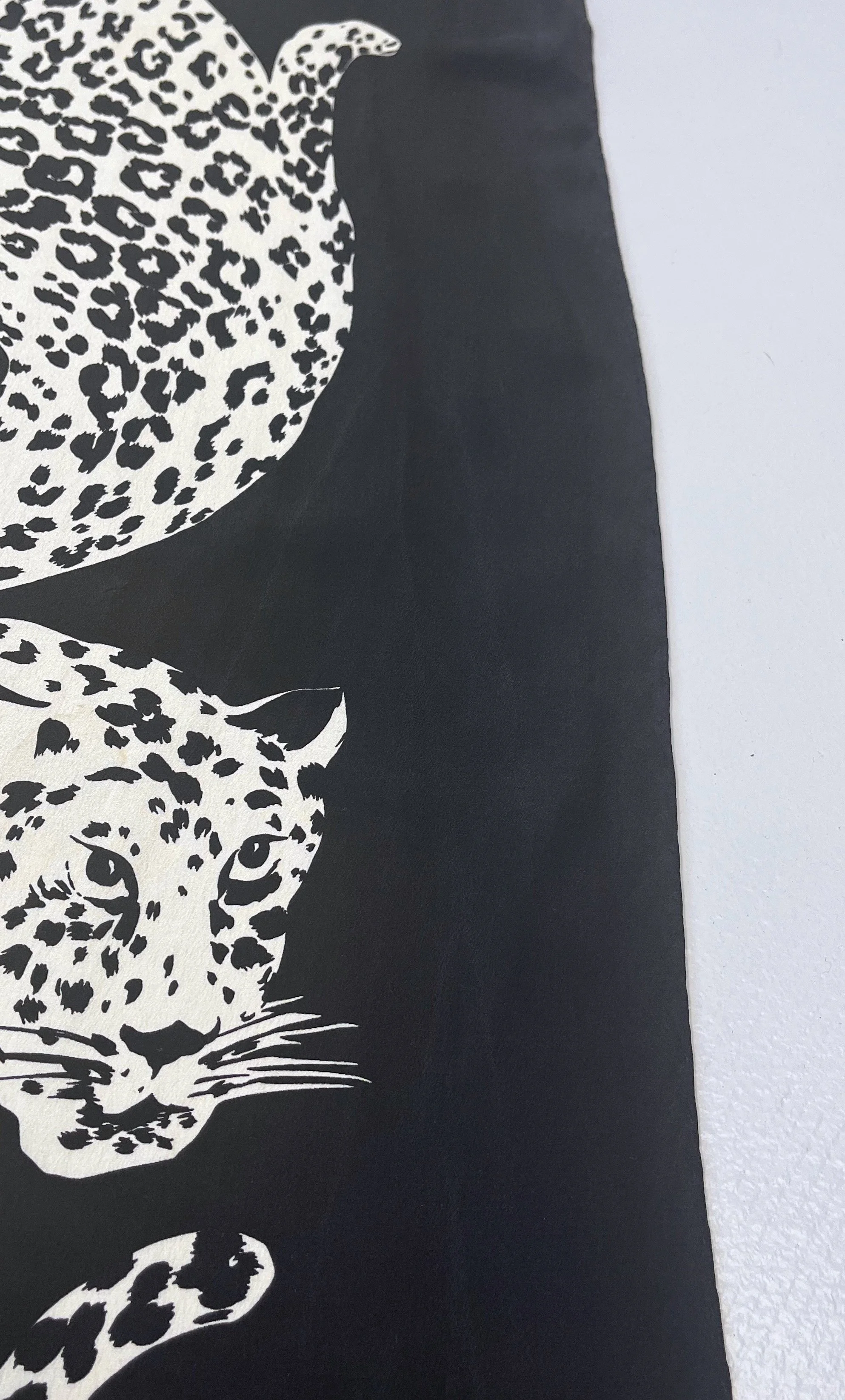 FW1986 Yves Saint Laurent Tiger muffler